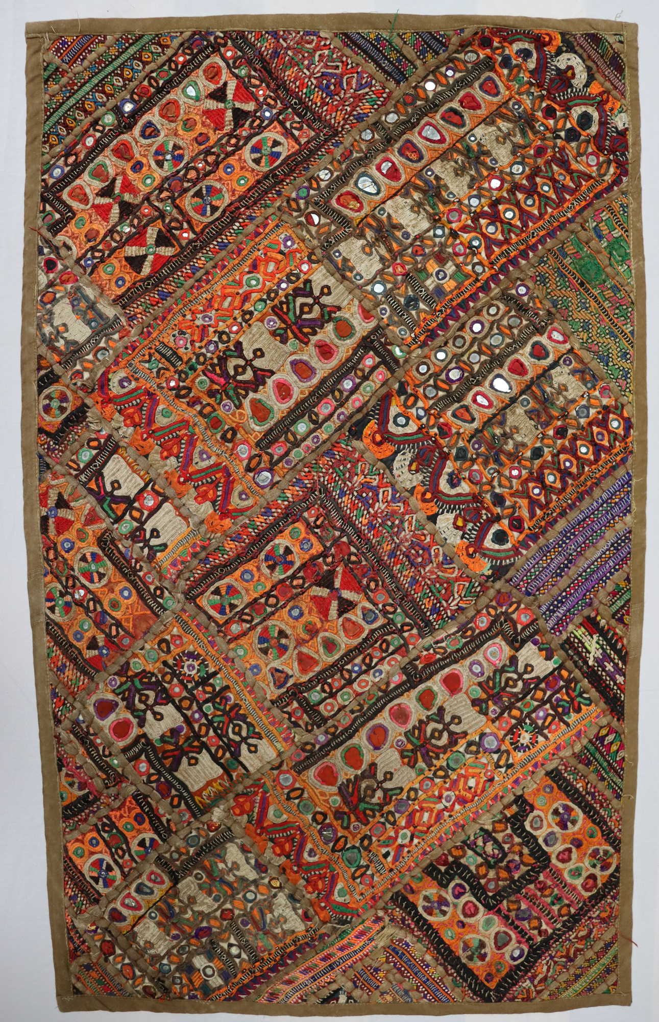 87x53  cm  Antik Reich bestickte Lakai Stickerei Patchwork Wandbehang   Nr:39
