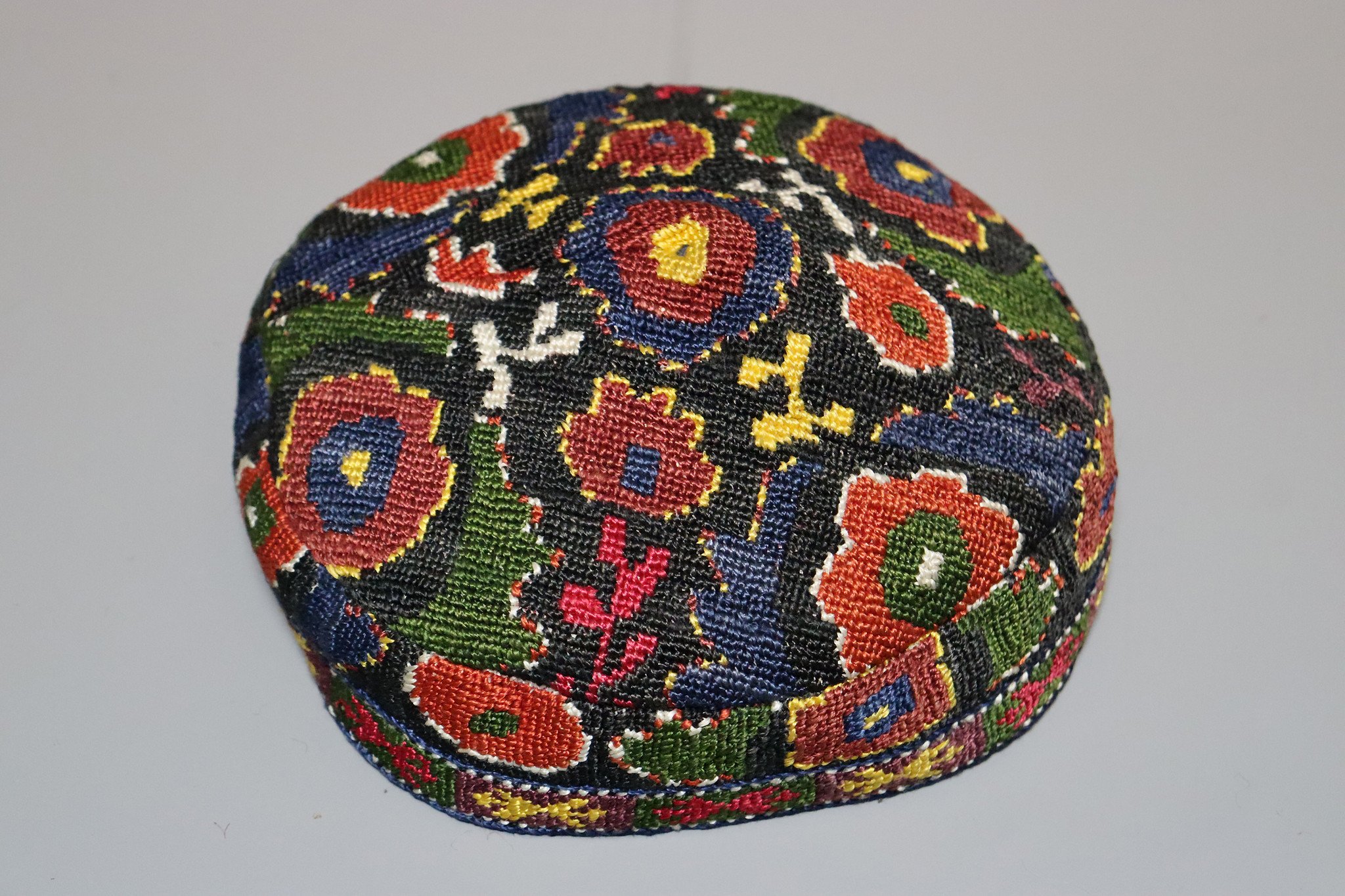 vintag silk hand embroidered  hat cap from Tajikistan Tubiteyka No:22/1