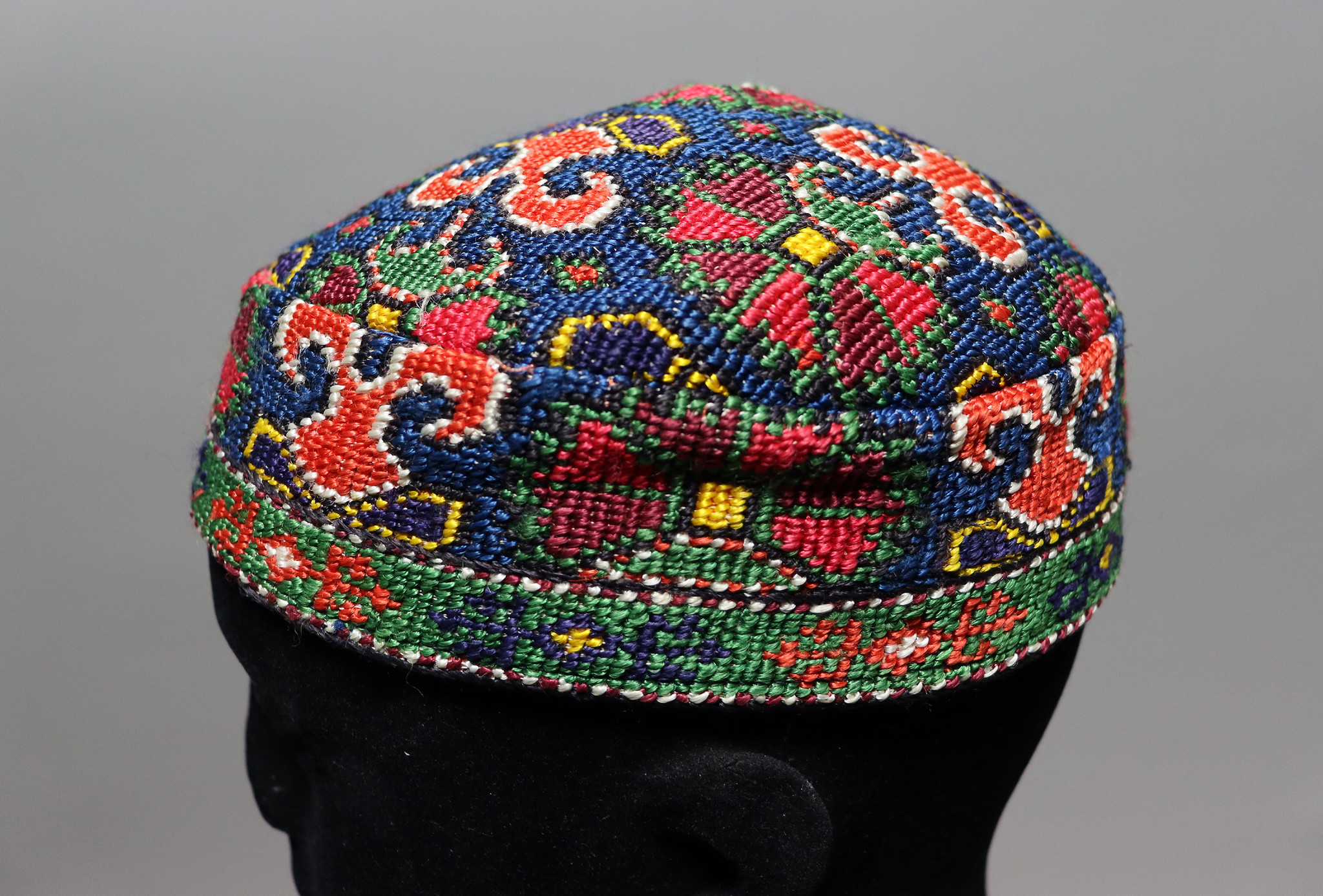 vintag hand embroidered  hat cap from Afghanistn Uzbekistan Tubiteyka No:22/3