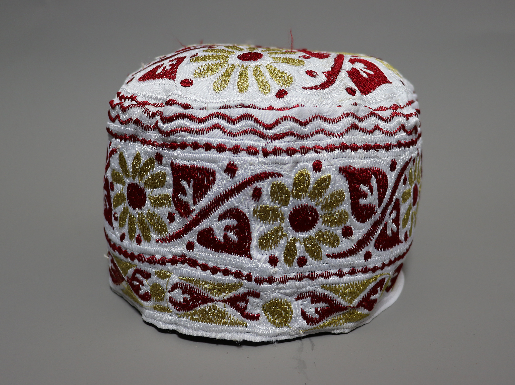 vintage embroidered Tall Omani Arab Style African Kufi Hat  No:22/5