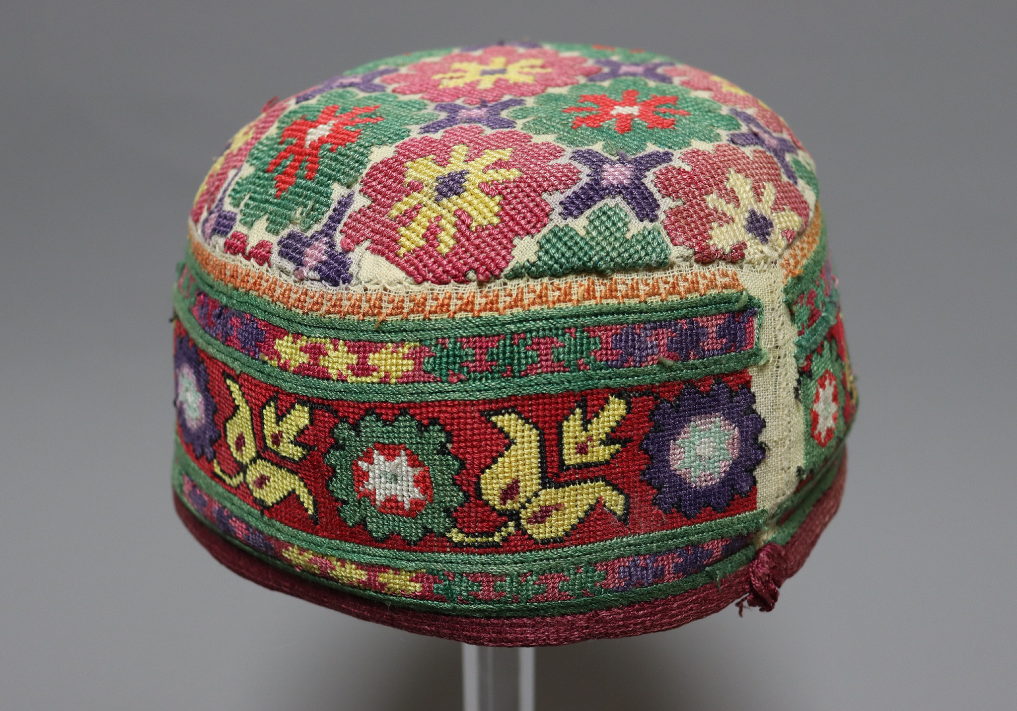 hand embroidered Women’s Caps and Ceremonial Headdress from Gilgit-Baltistan  No:22/9