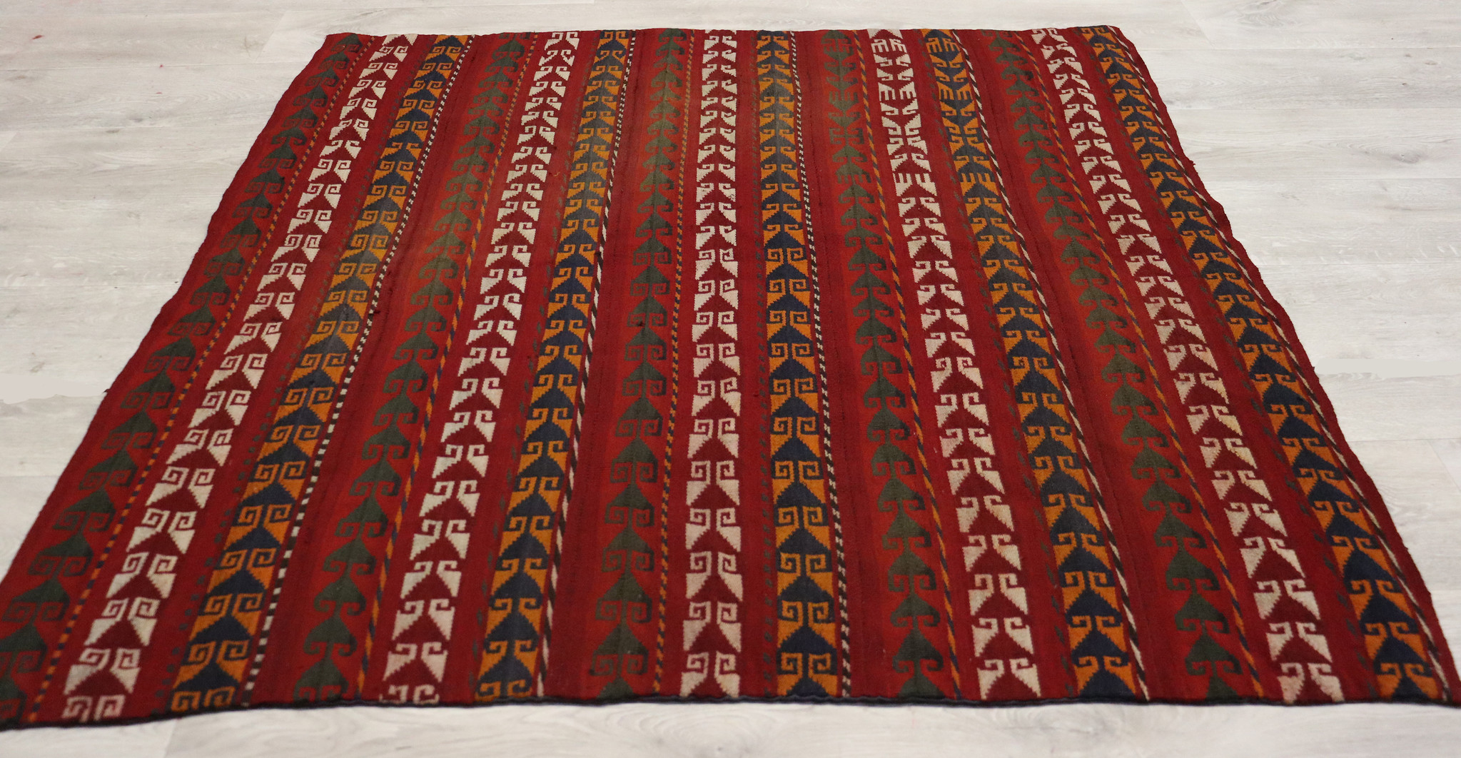 130x130 cm vintage handgewebte Nomaden Uzbek  Jejim kelim  Nr. 22E