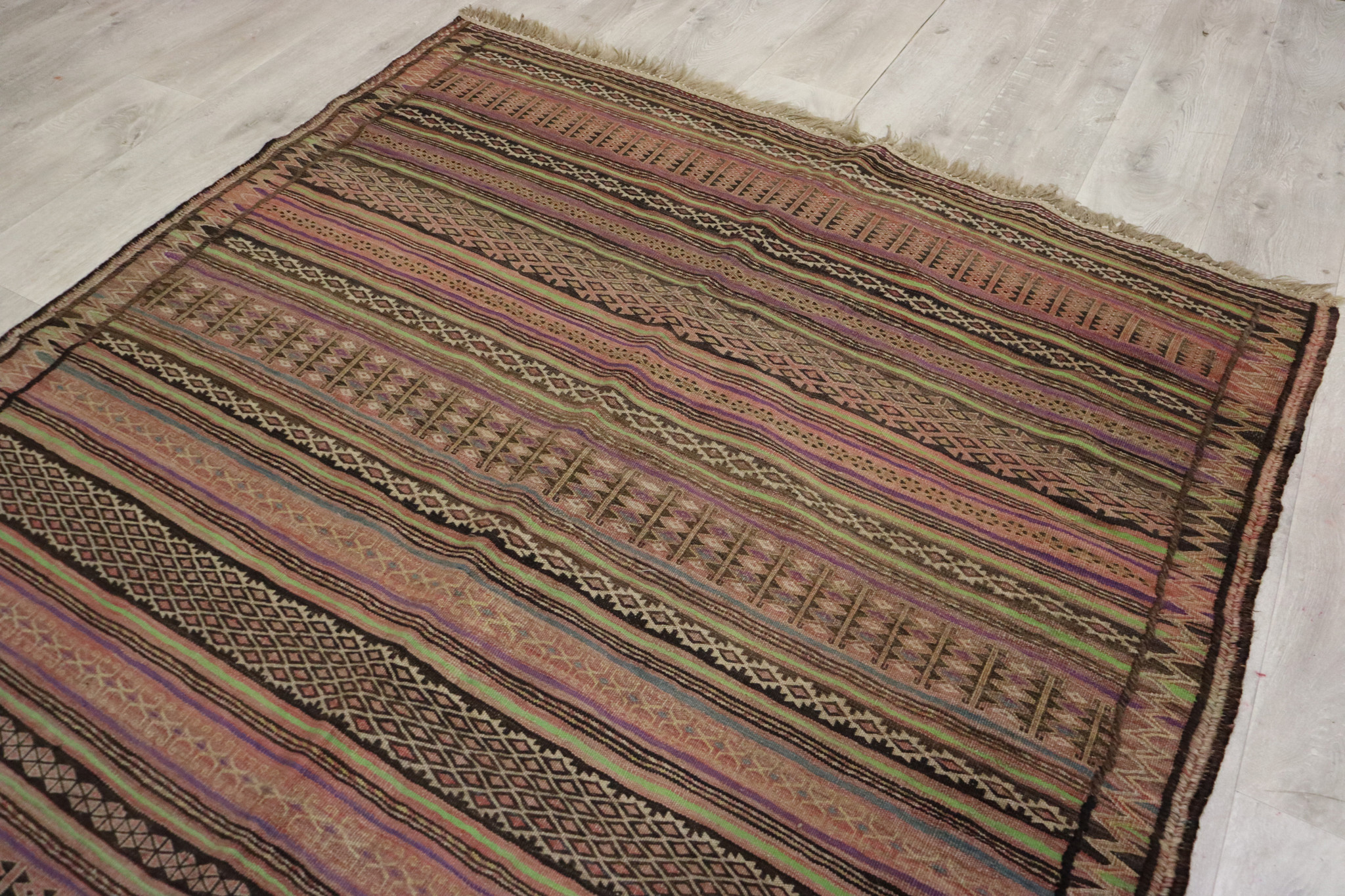 320x158  very rare oriental Fine nomadic Mashhadi Kilim rug No: 65