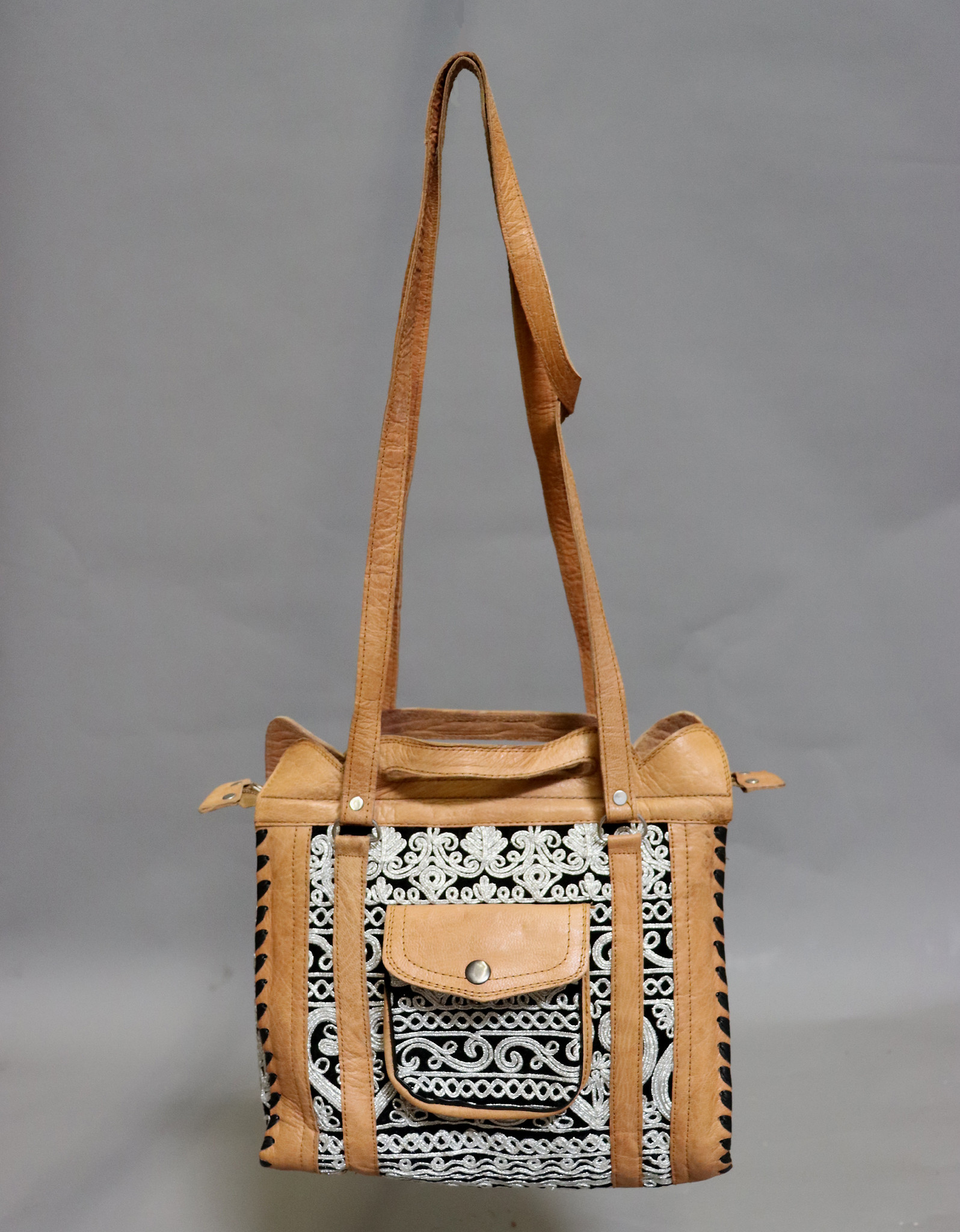 Rare Handmade Leather and Suzani Women's Shoulder Bag handbag shopper from Kabul Afghanistan No:23-3