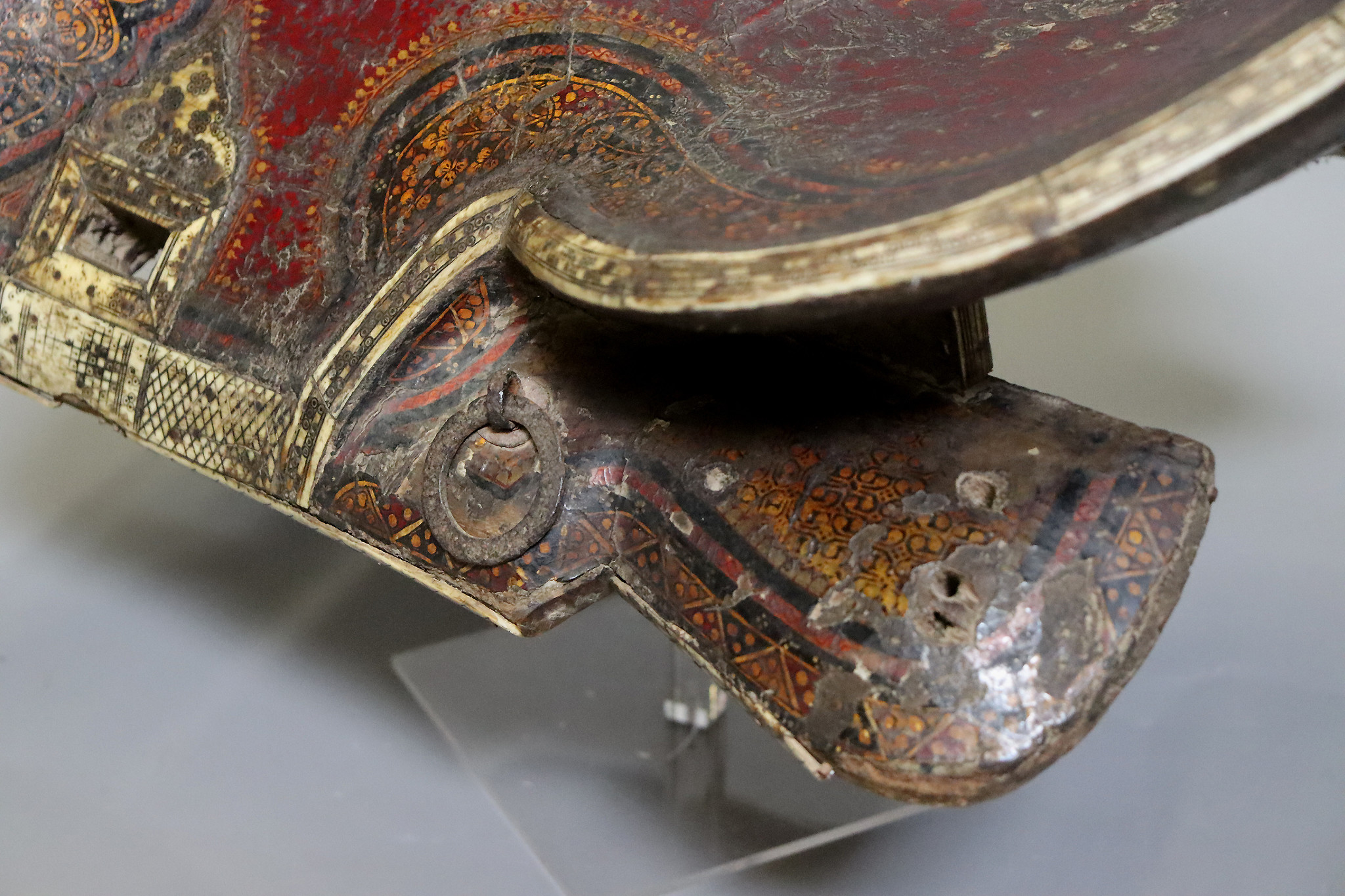Rare Antique islamic Turkish Ottoman or  Uzbek turkmen polychrome lacquer Wooden horse Saddle 17th/18th century No: walid