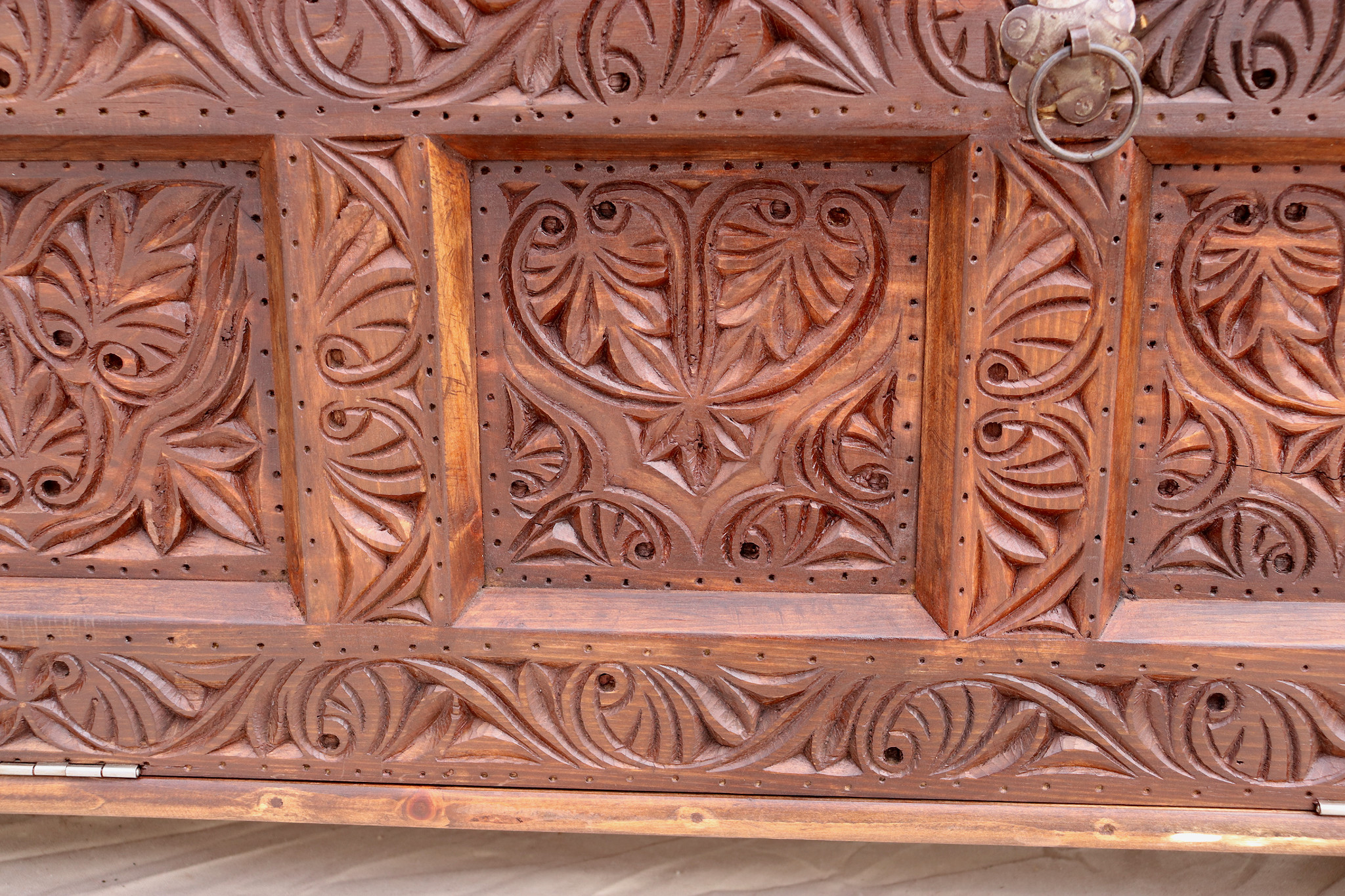 antique-look  solid wood TV dresser, hall cabinet, console lowboard Shoe cabinet Nuristan  23/A