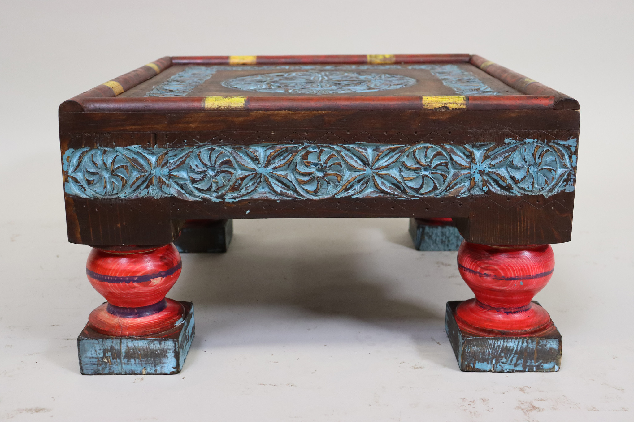 50x50 cm cm antique-look orient colonial solid wood hand-carved  table  Coffee Table stool  from Afghanistan  shabby