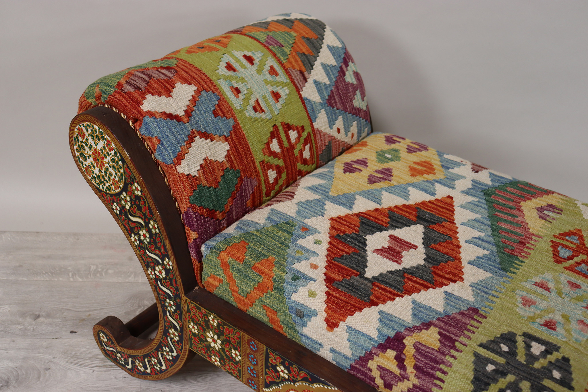 vintage  sofa upholstered in an afghan Kilim  Bank 3 seater couch chair Chaiselongue settees from Afghanistan No:M