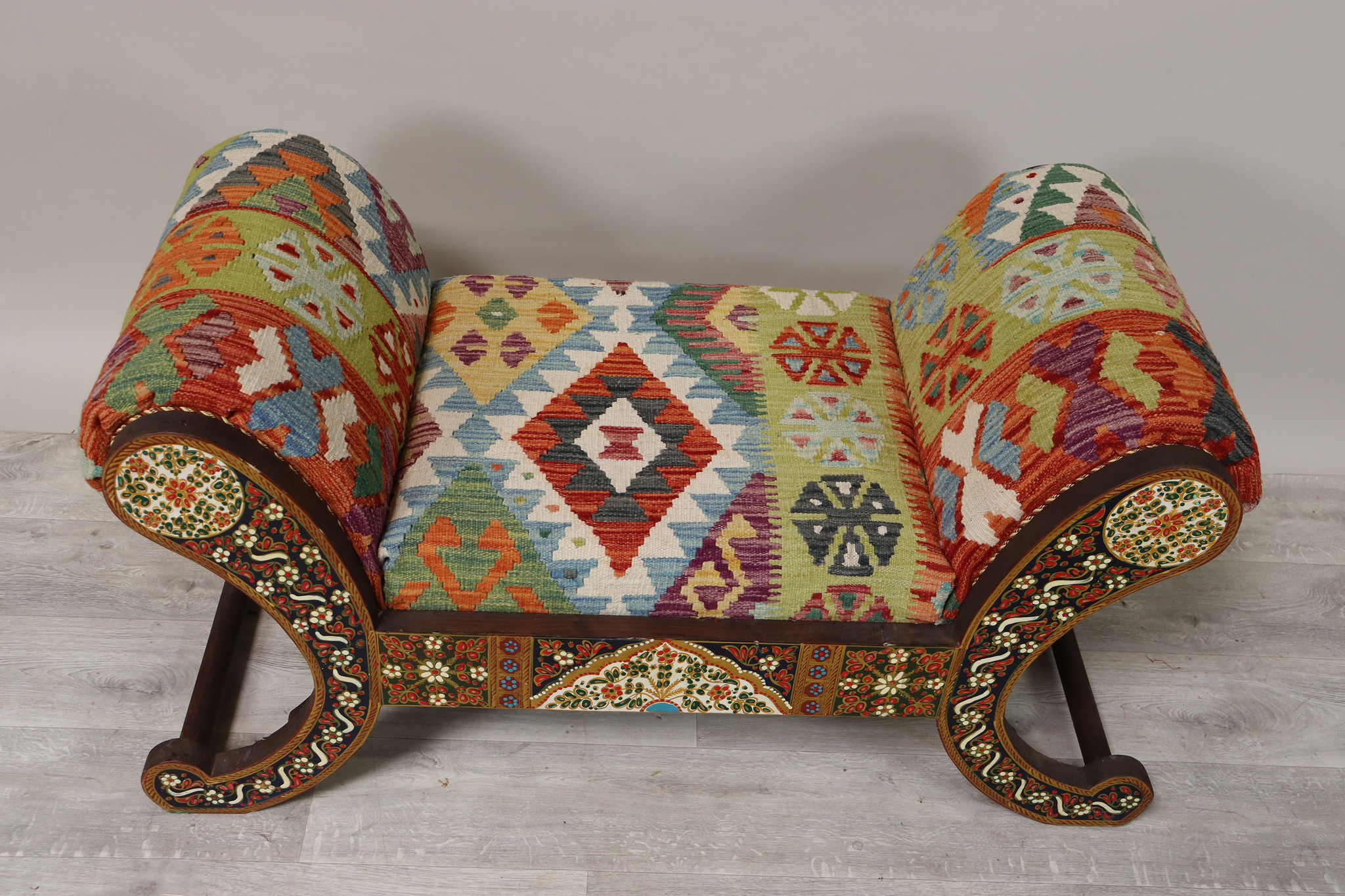 vintage  sofa upholstered in an afghan Kilim  Bank 3 seater couch chair Chaiselongue settees from Afghanistan No:M