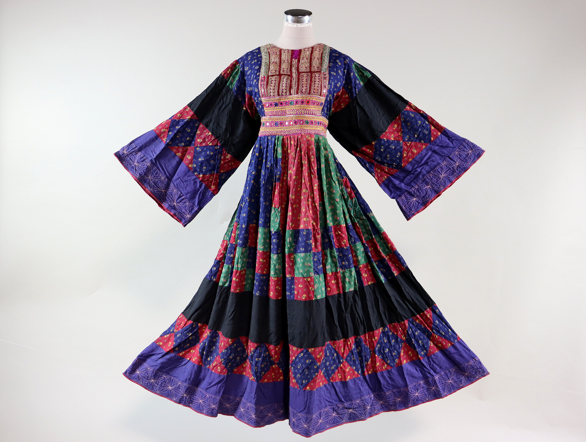 vintage hand embroidered nomadic Kuchi Ethnic  wedding Cotton patchwork dress from Afghanistan No-MUST-A