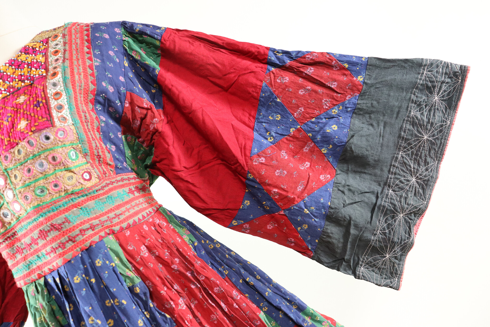 vintage hand embroidered nomadic Kuchi Ethnic wedding Cotton patchwork dress from Afghanistan No-MUST-B