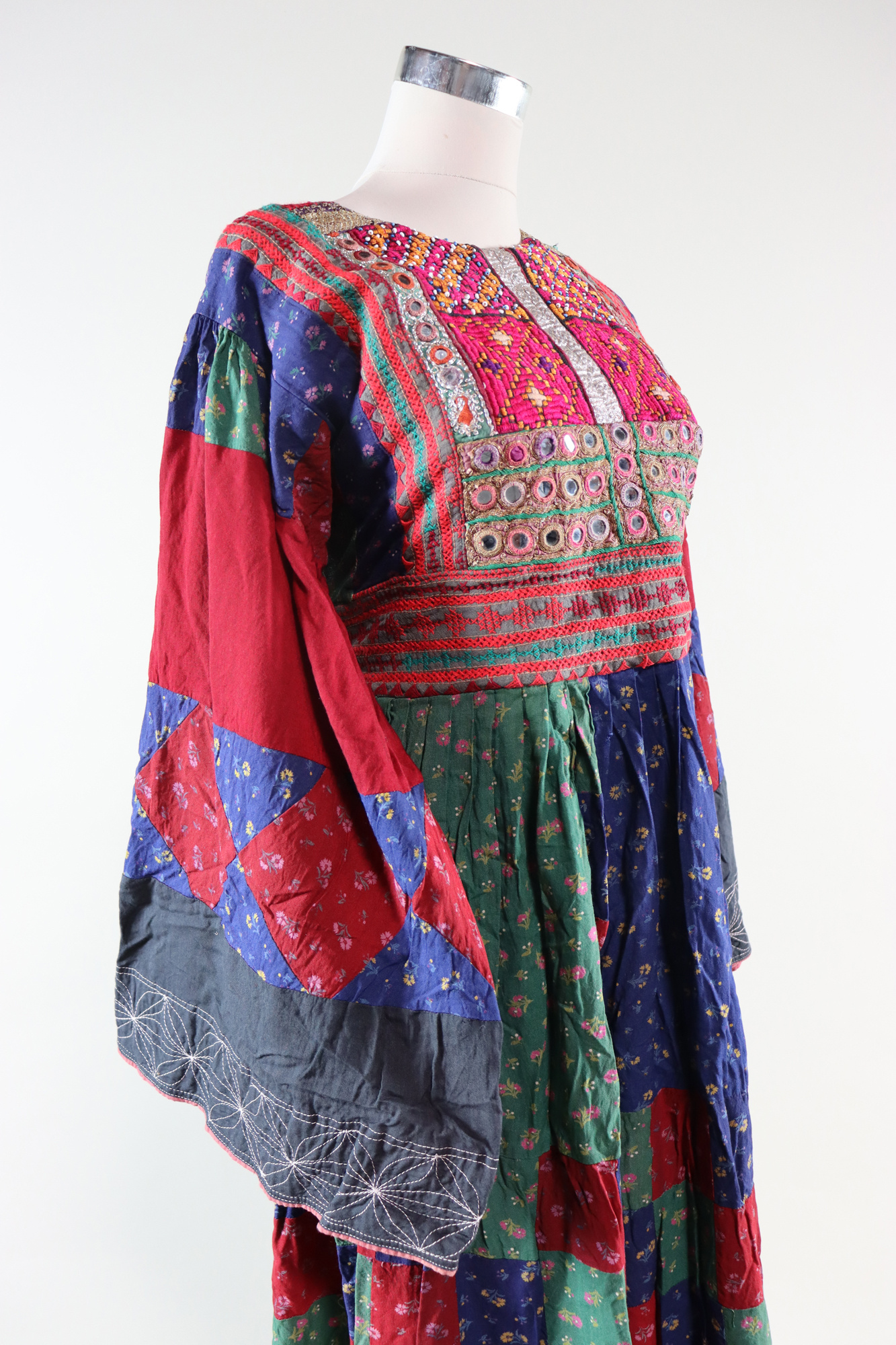 vintage hand embroidered nomadic Kuchi Ethnic wedding Cotton patchwork dress from Afghanistan No-MUST-B