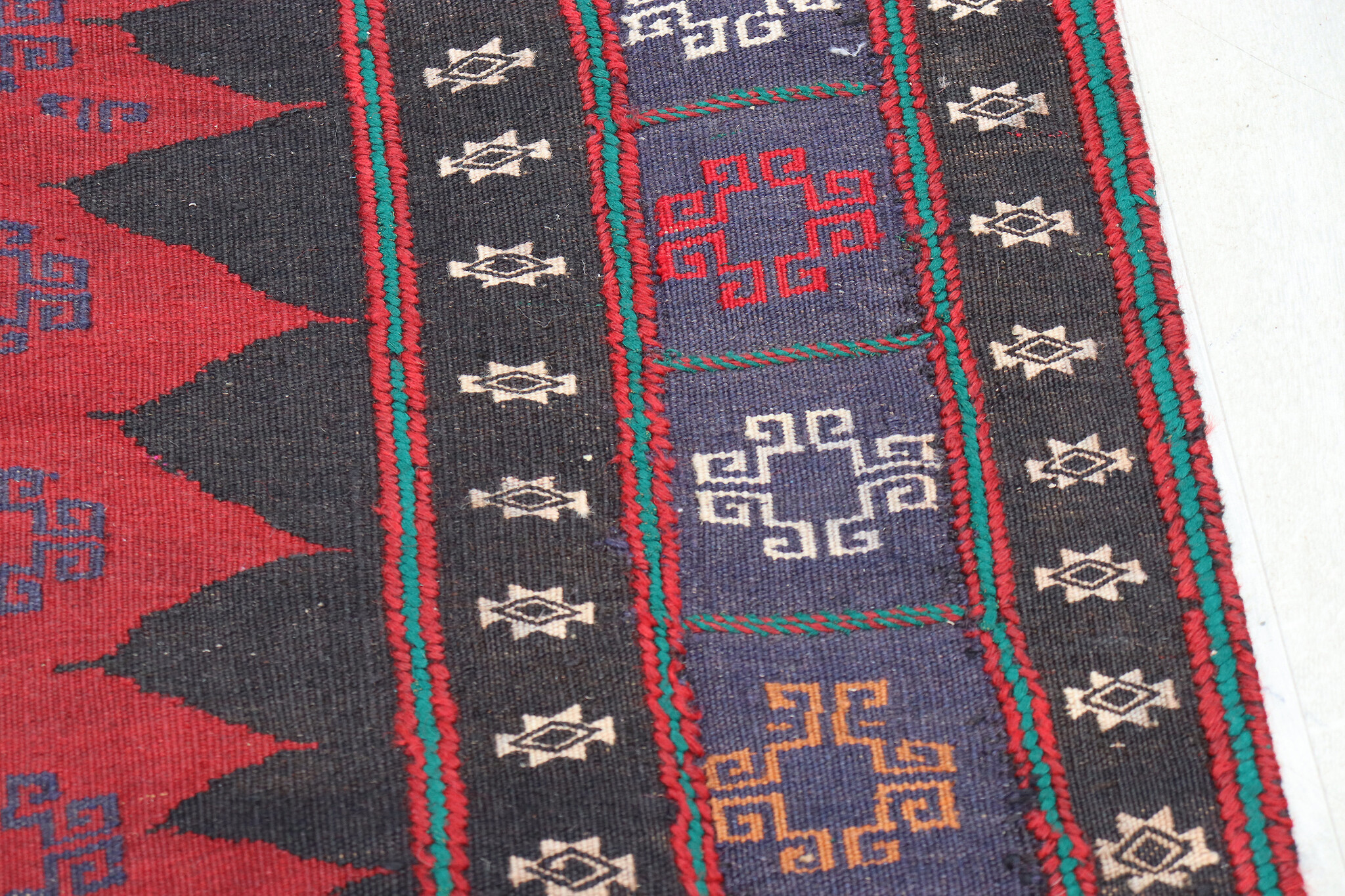 135x122  cm handgewebte nomaden orient Kelim aus Afghanistan sofrah Nr: 64