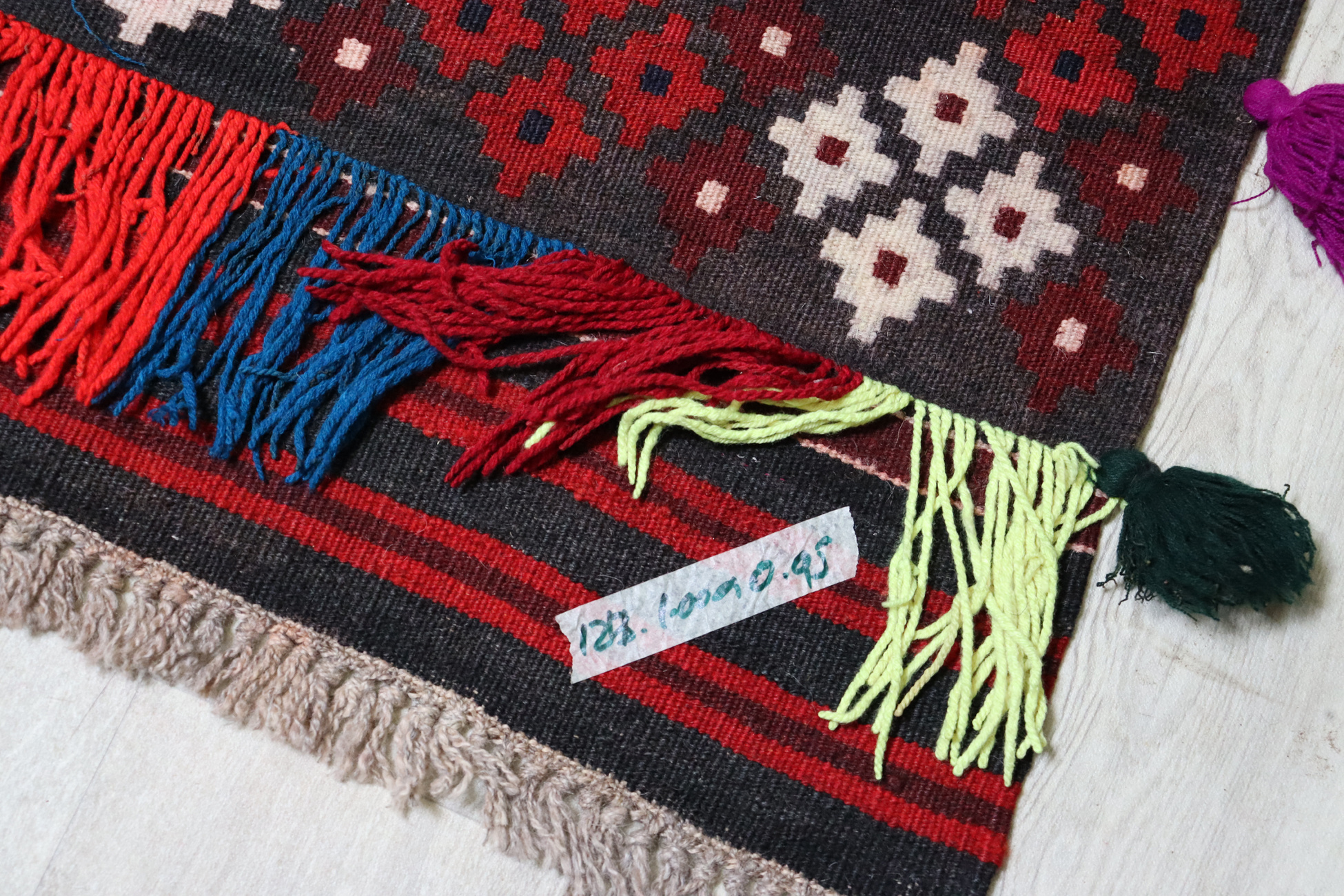 100x95 cm Afghan   nomadic Kilim rug  No:124