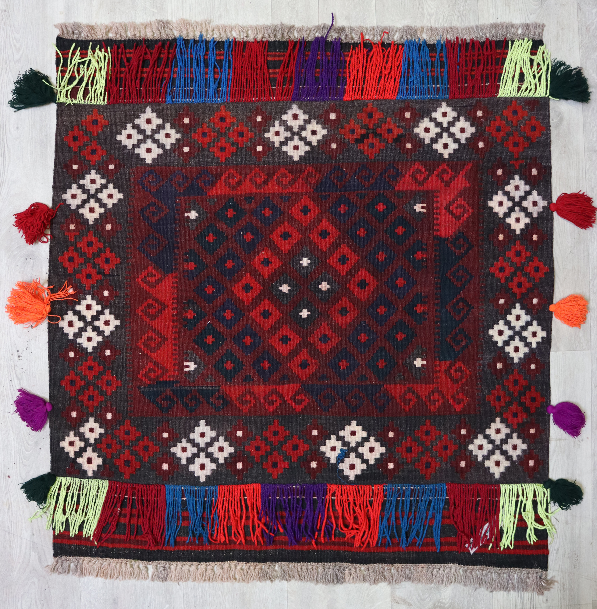 100x95 cm Afghan   nomadic Kilim rug  No:124