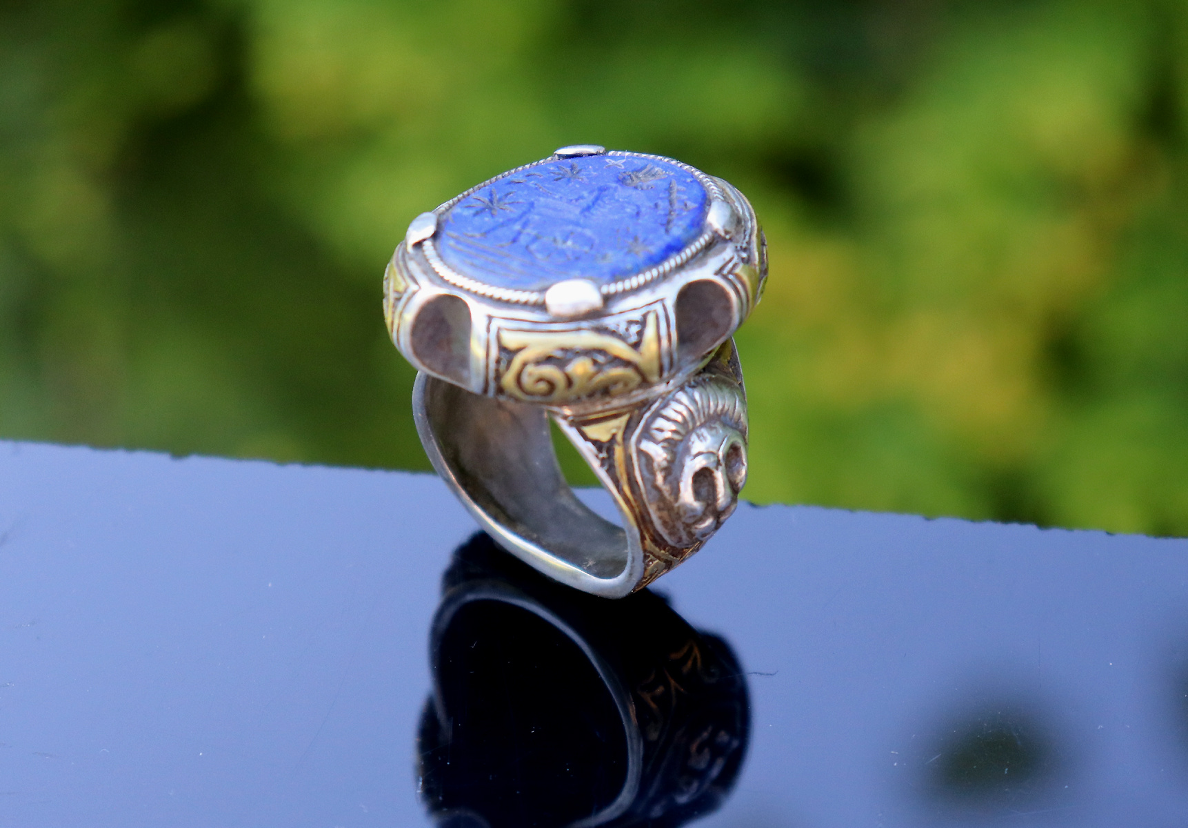 Turkmen Ring  Lapis Lazli seal stone No: 442