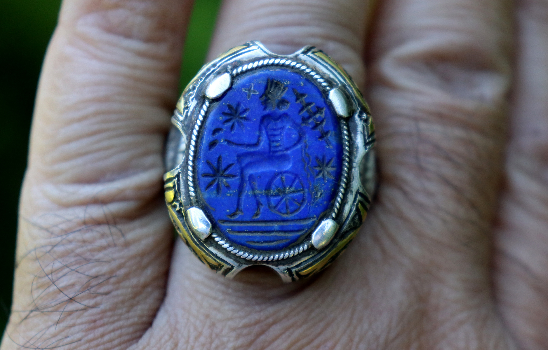 Turkmen Ring  Lapis Lazli seal stone No: 442