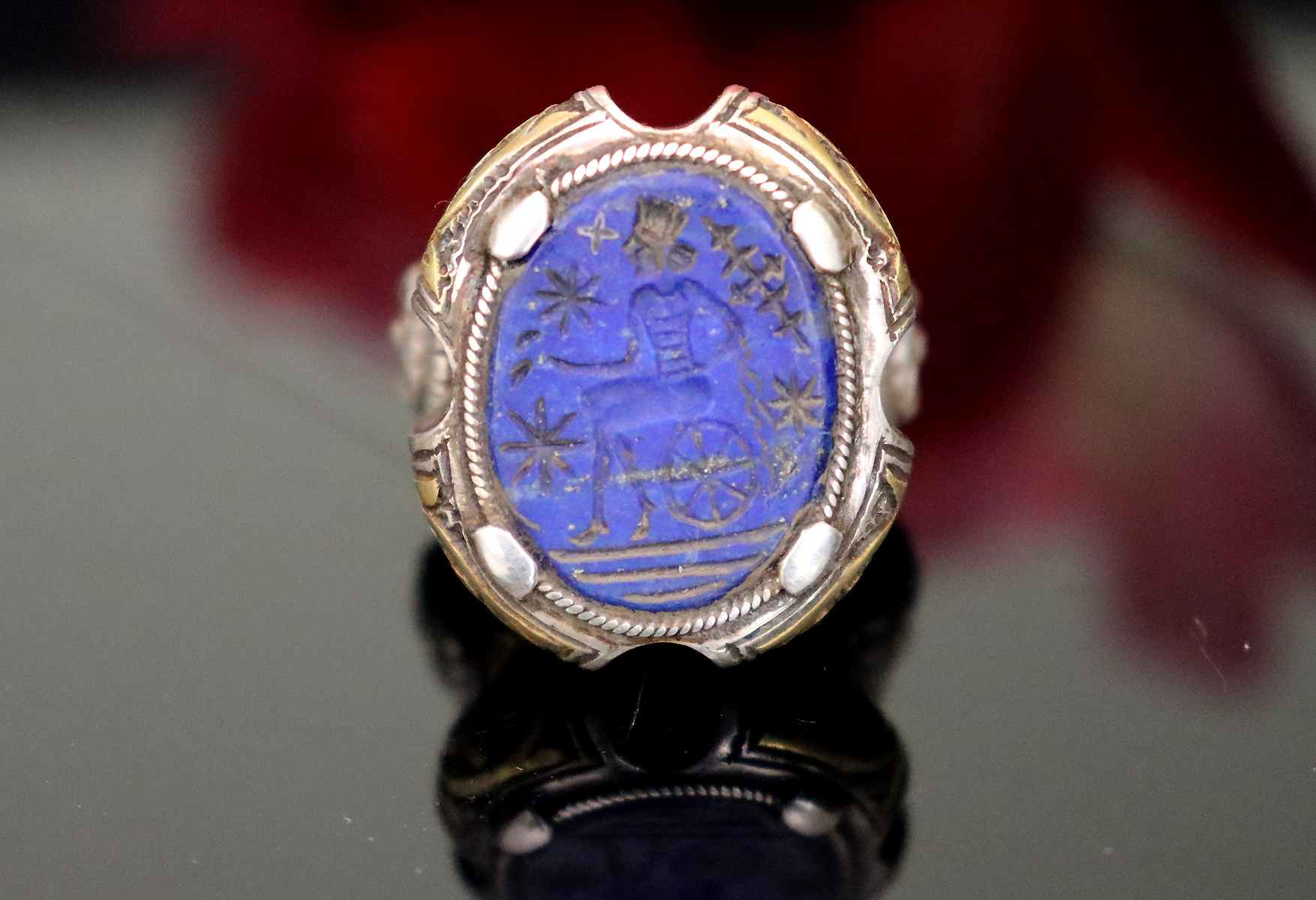 Turkmen Ring  Lapis Lazli seal stone No: 442