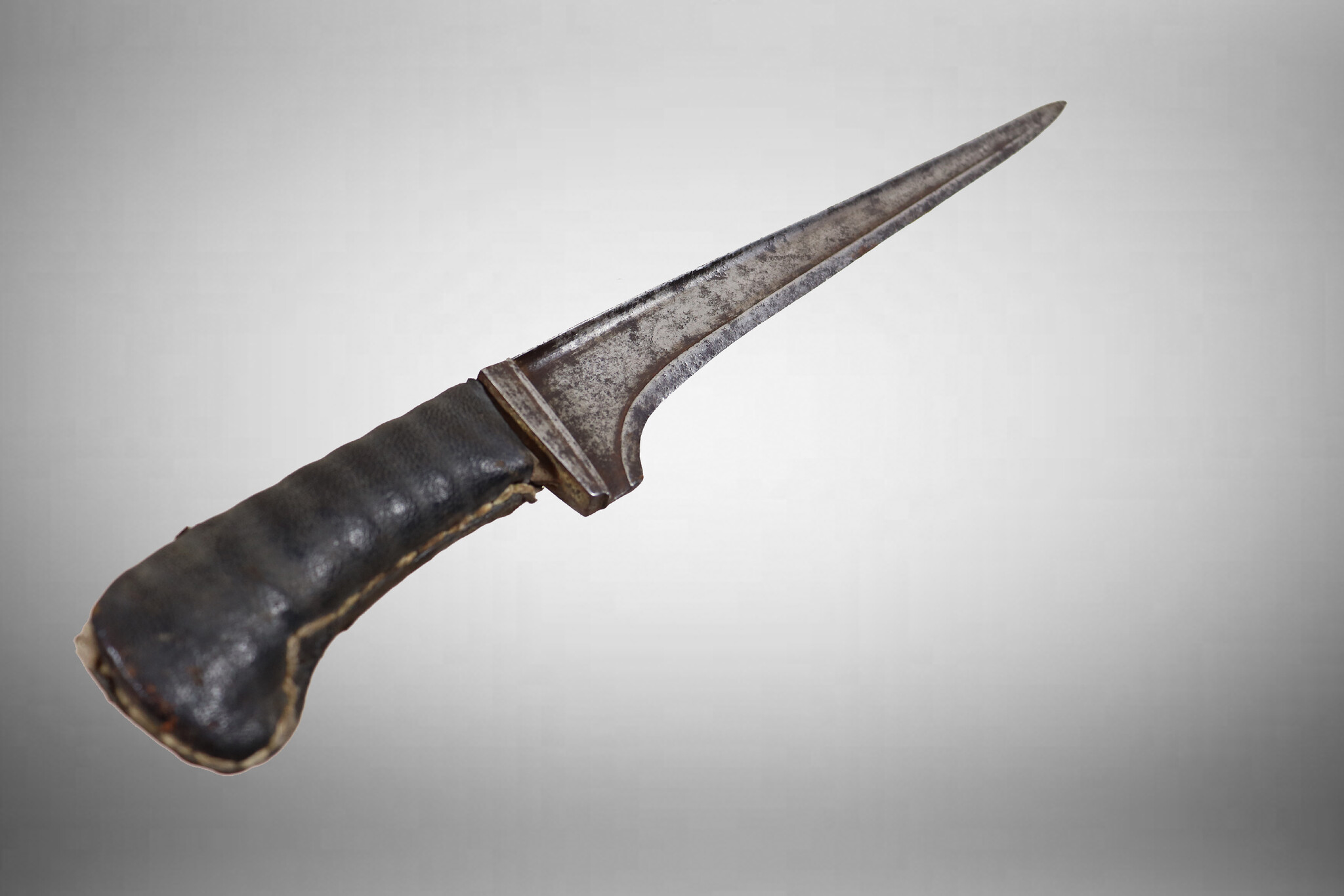 Antique Original Afghan Khyber Waziri knife dagger pesh kabz , karud, choora, pesh kabz 19th to 20th century, T shaped blade, No: MS23/ A108