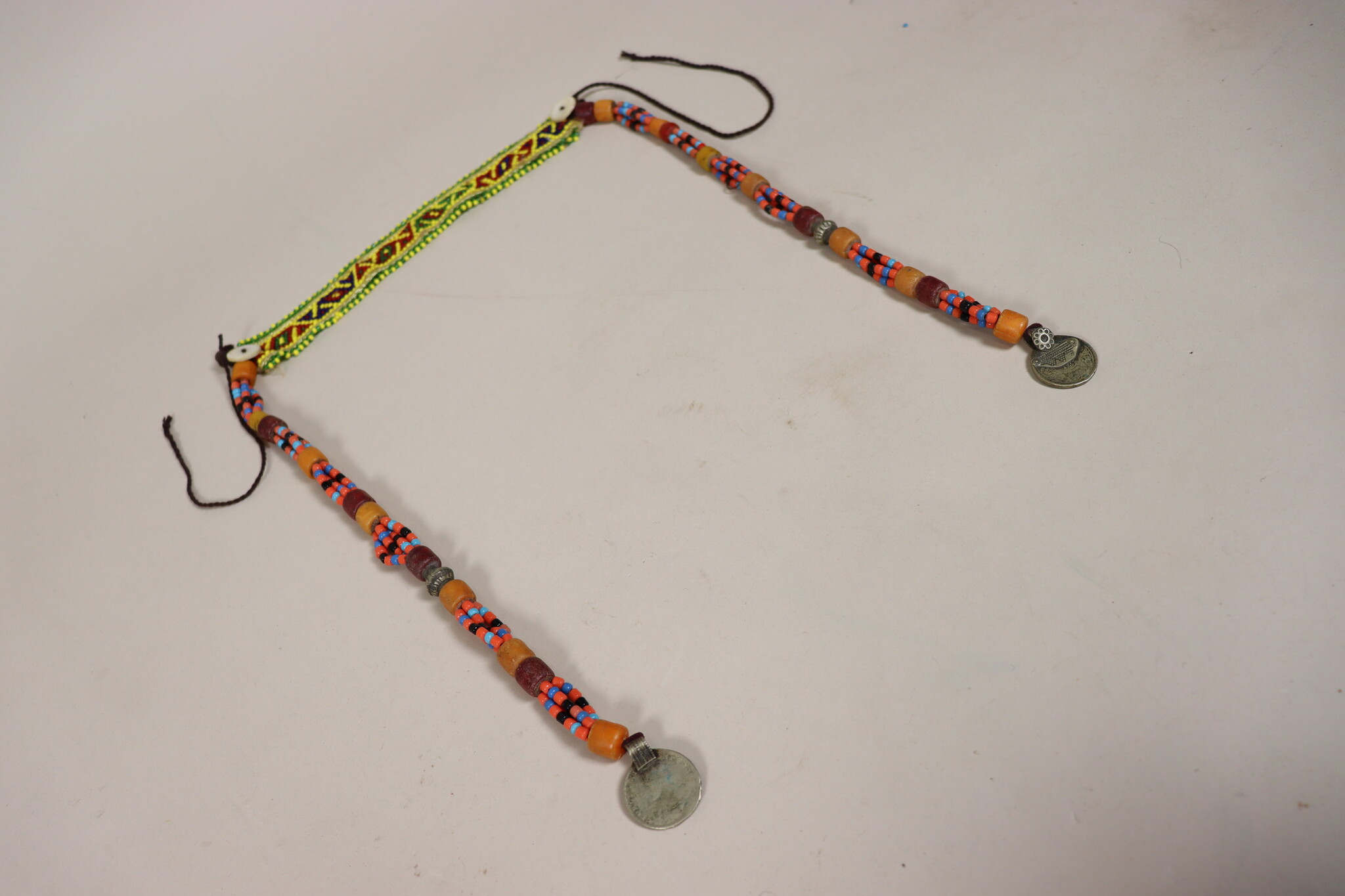 antik Afghan Nomaden orientalische tribal bellydance Kopfschmuck Glas perllen und münzen Afghanistan und Pakistan Nr:23C