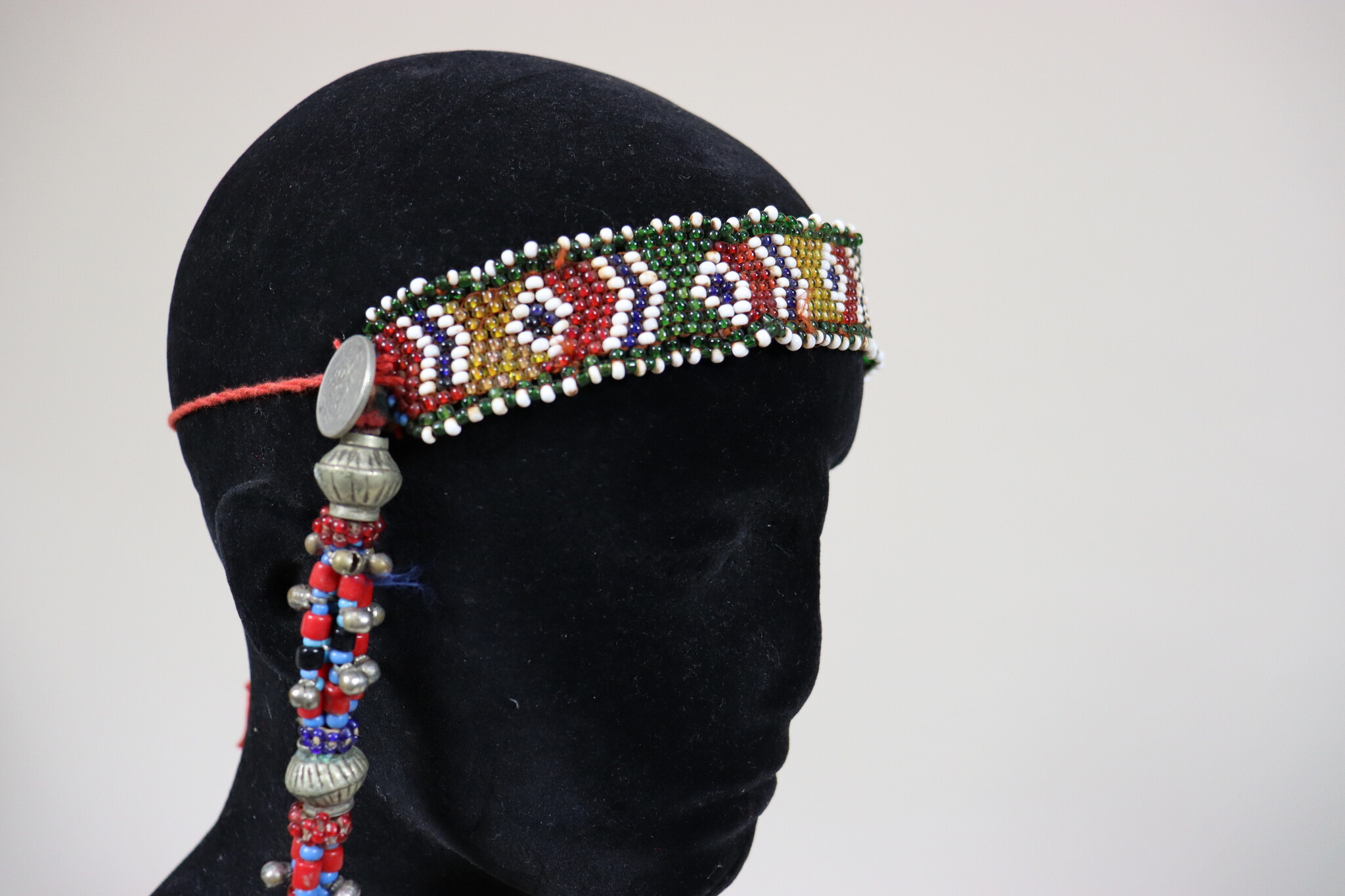 antik Afghan Nomaden orientalische tribal bellydance Kopfschmuck Glas perllen und münzen Afghanistan und Pakistan Nr:23 D