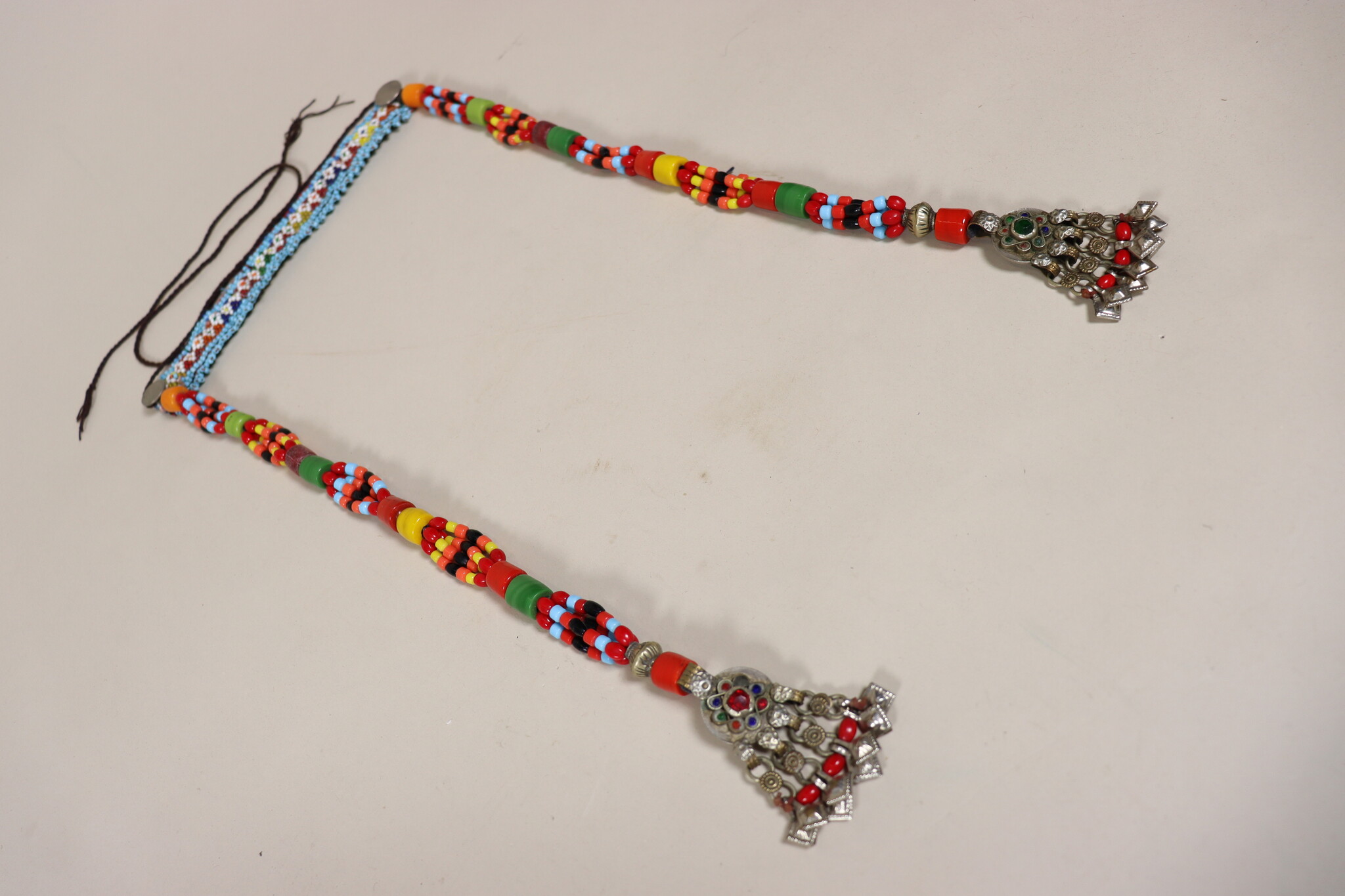 antik Afghan Nomaden orientalische tribal bellydance Kopfschmuck Glas perllen und münzen Afghanistan und Pakistan Nr:23 K