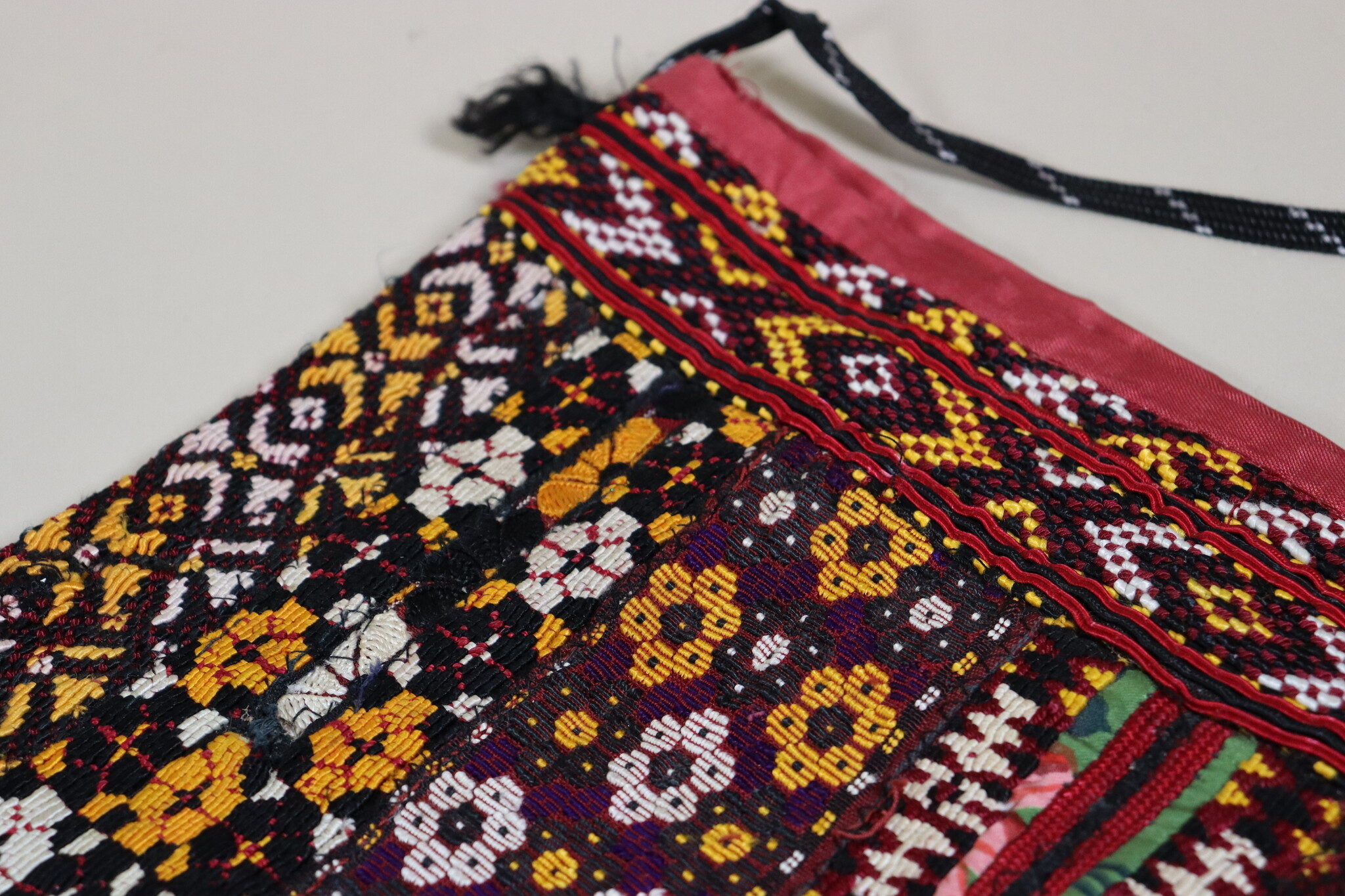 vintag hand embroidered  bag  from Afghanistn and Uzbekistan No:23D