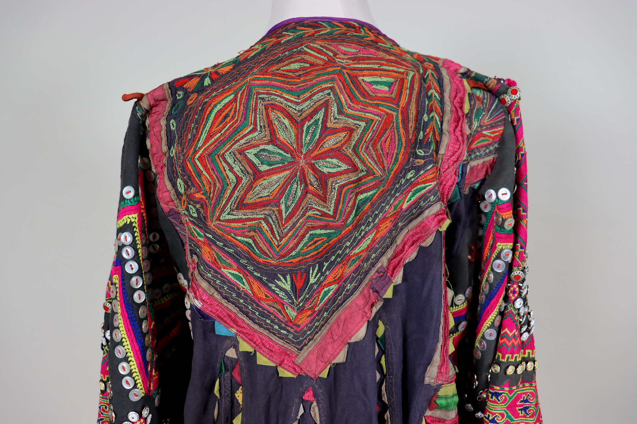 antique original Pakistan Afghanistan nuristan kohistan swat Woman embroidered Dress jumlo No:WL24/B