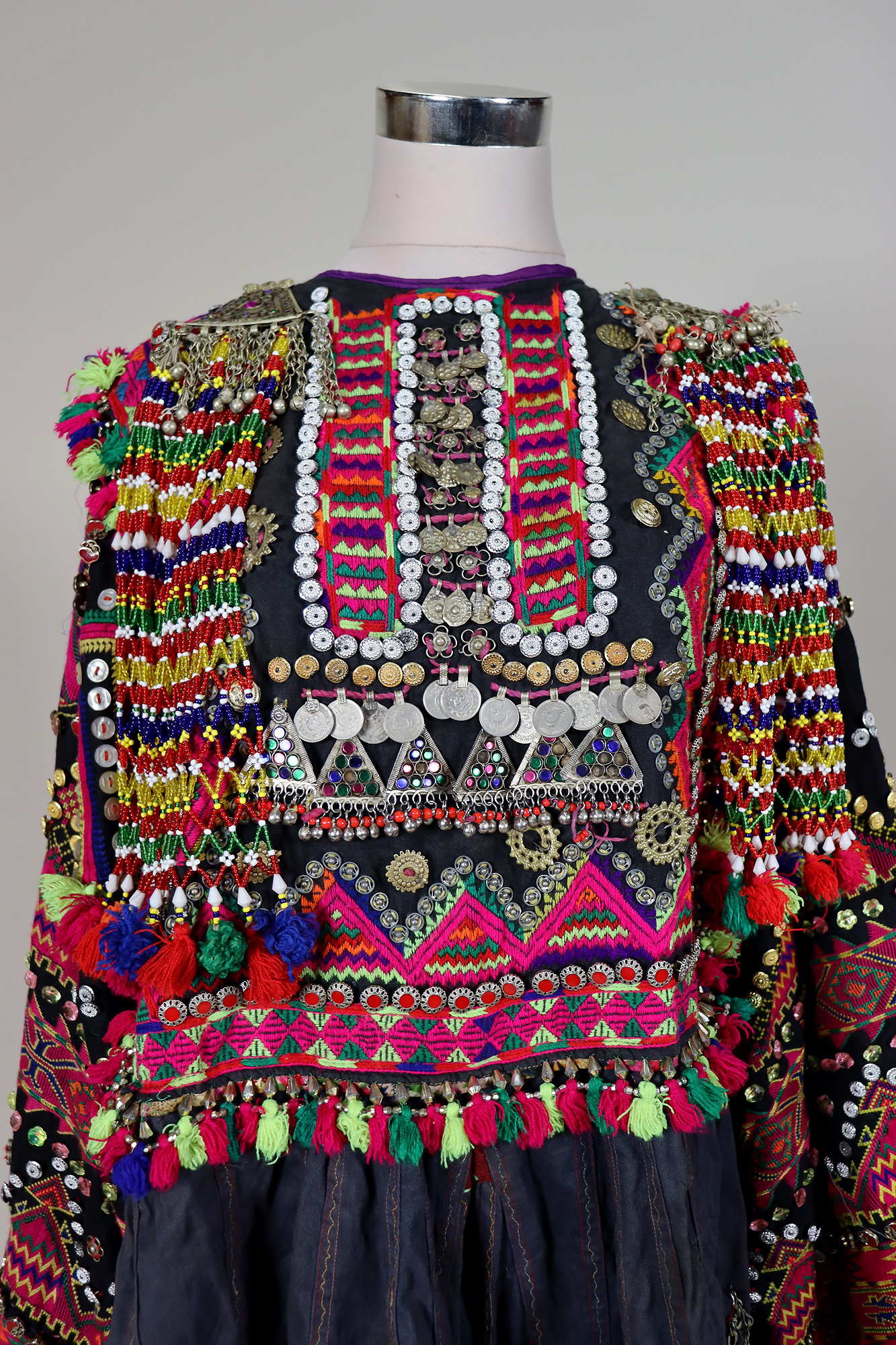 antik Frauen Hochzeit Kleid  aus Afghanistan Nuristan kohistan Jumlo Nr-WL24/C