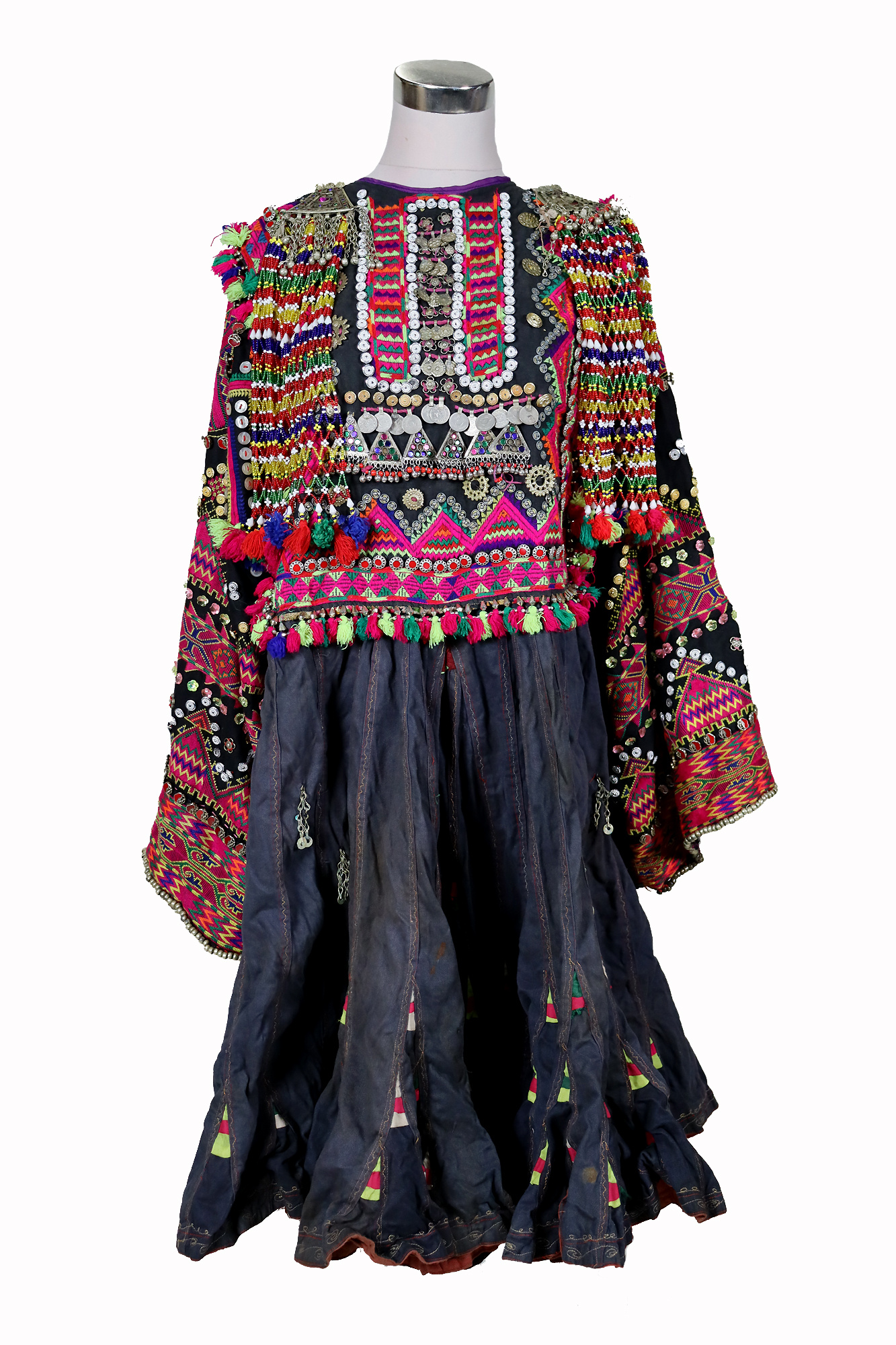 antique original Pakistan Afghanistan nuristan kohistan swat Woman embroidered Dress jumlo No:WL24/C