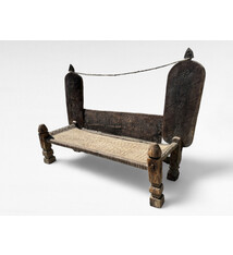 antike orient Nuristan Holz Bett Stuhl sofa aus Nuristan Afghanistan / Pakistan Swat-valley