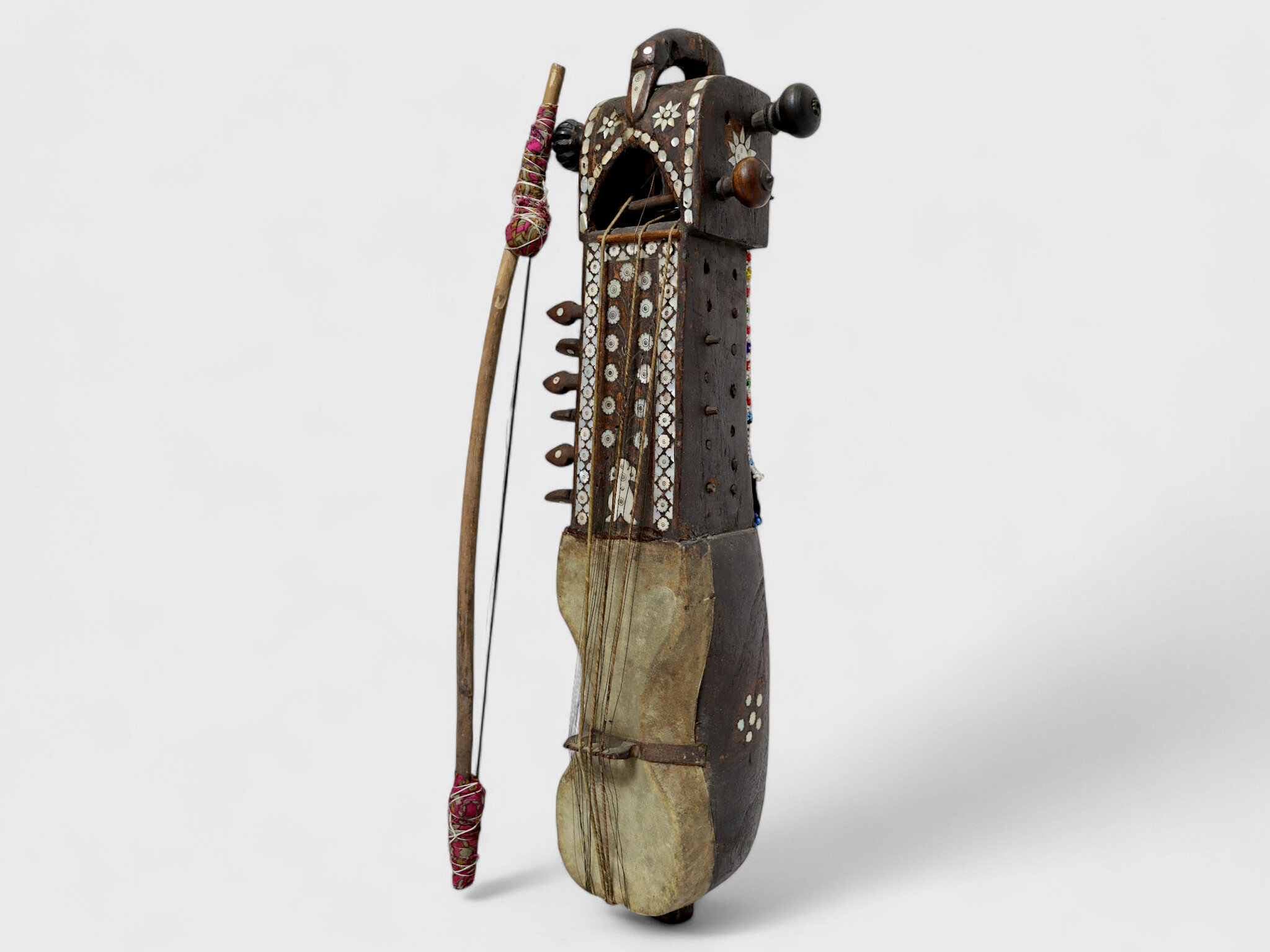 Antique rare original orient exotic musical instrument afghanistan Nuristan kohistan Sarangi. antique afghanistan   25/AFG