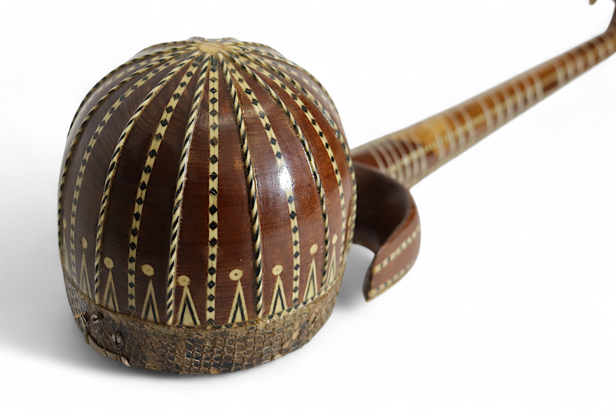 Xinjiang Uyghur Musical Instrument Rawap Schlangenhaut
