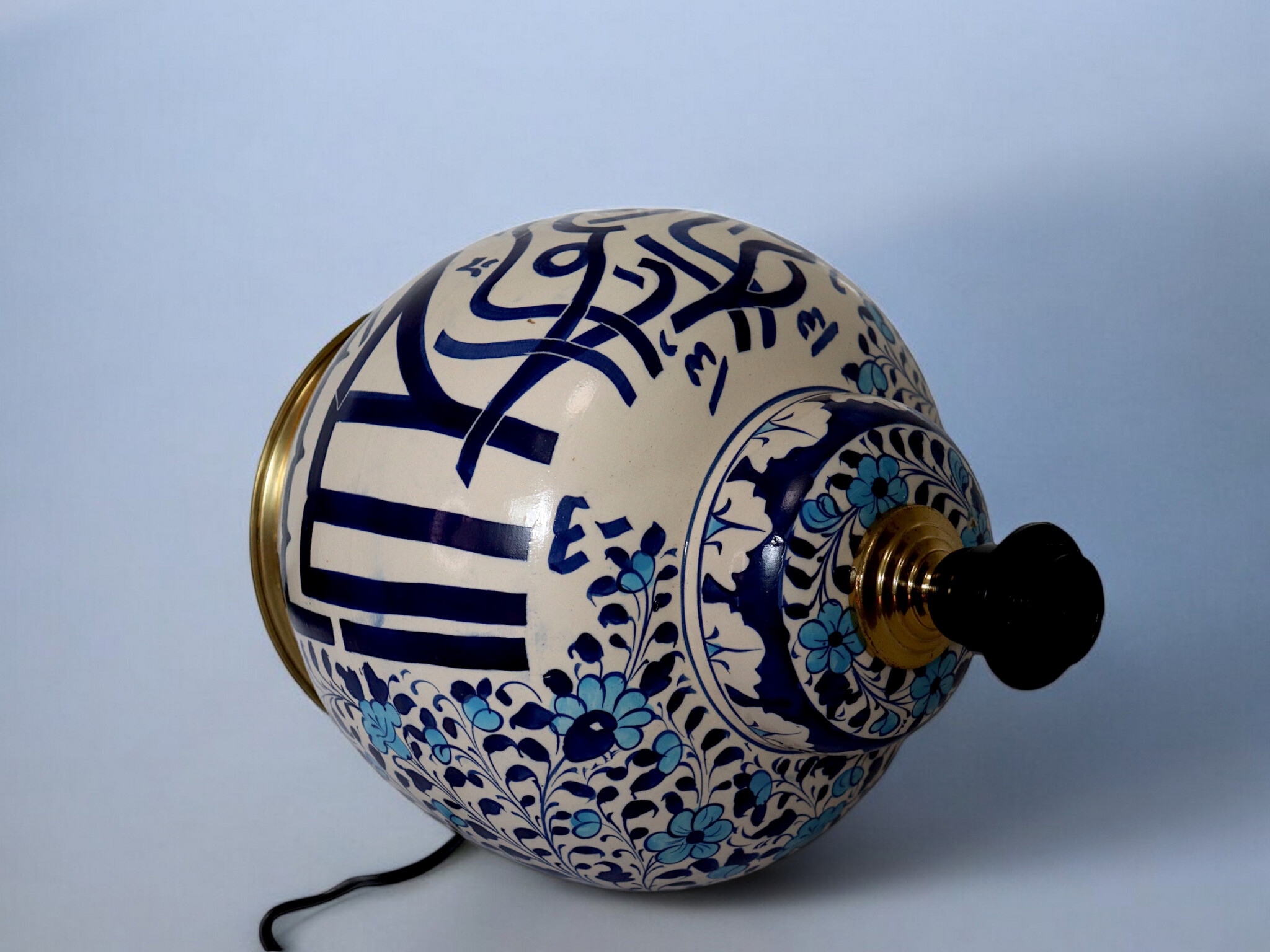 islamische handbemalte Keramik Lampenfuß aus Multan Iznik Lampe بسم الله الرحمن الرحيم Nr: C