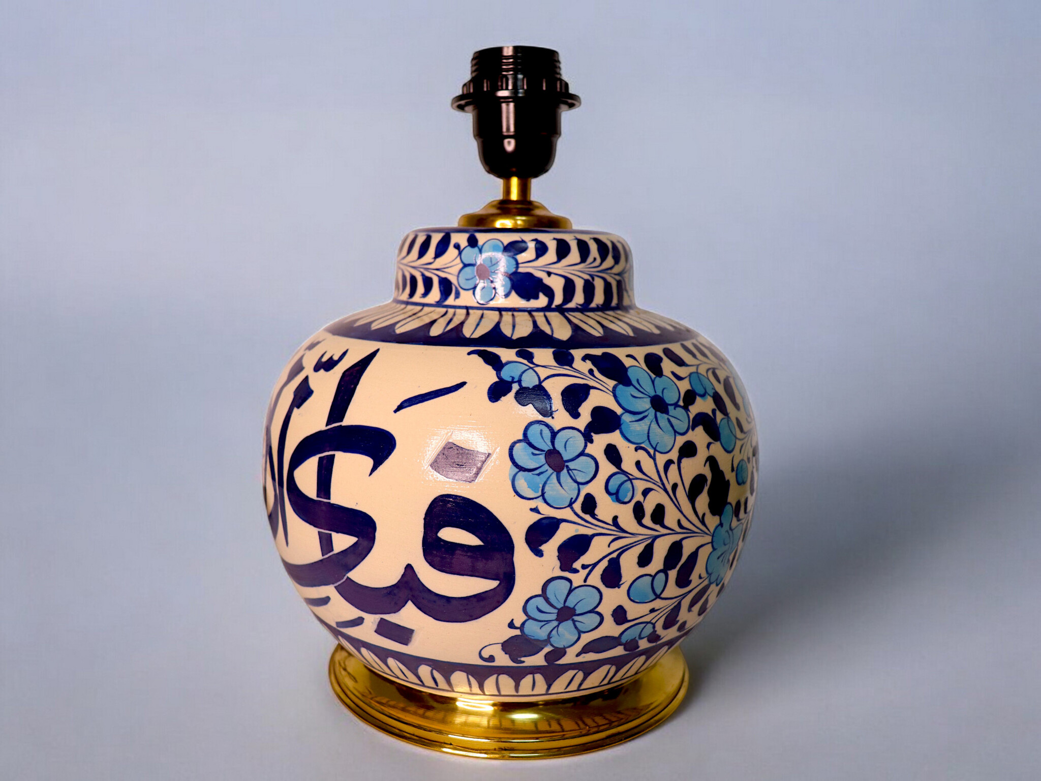 islamische handbemalte Keramik Lampenfuß aus Multan Iznik Lampe فبأي آلاء ربكما تكذبان Nr:B
