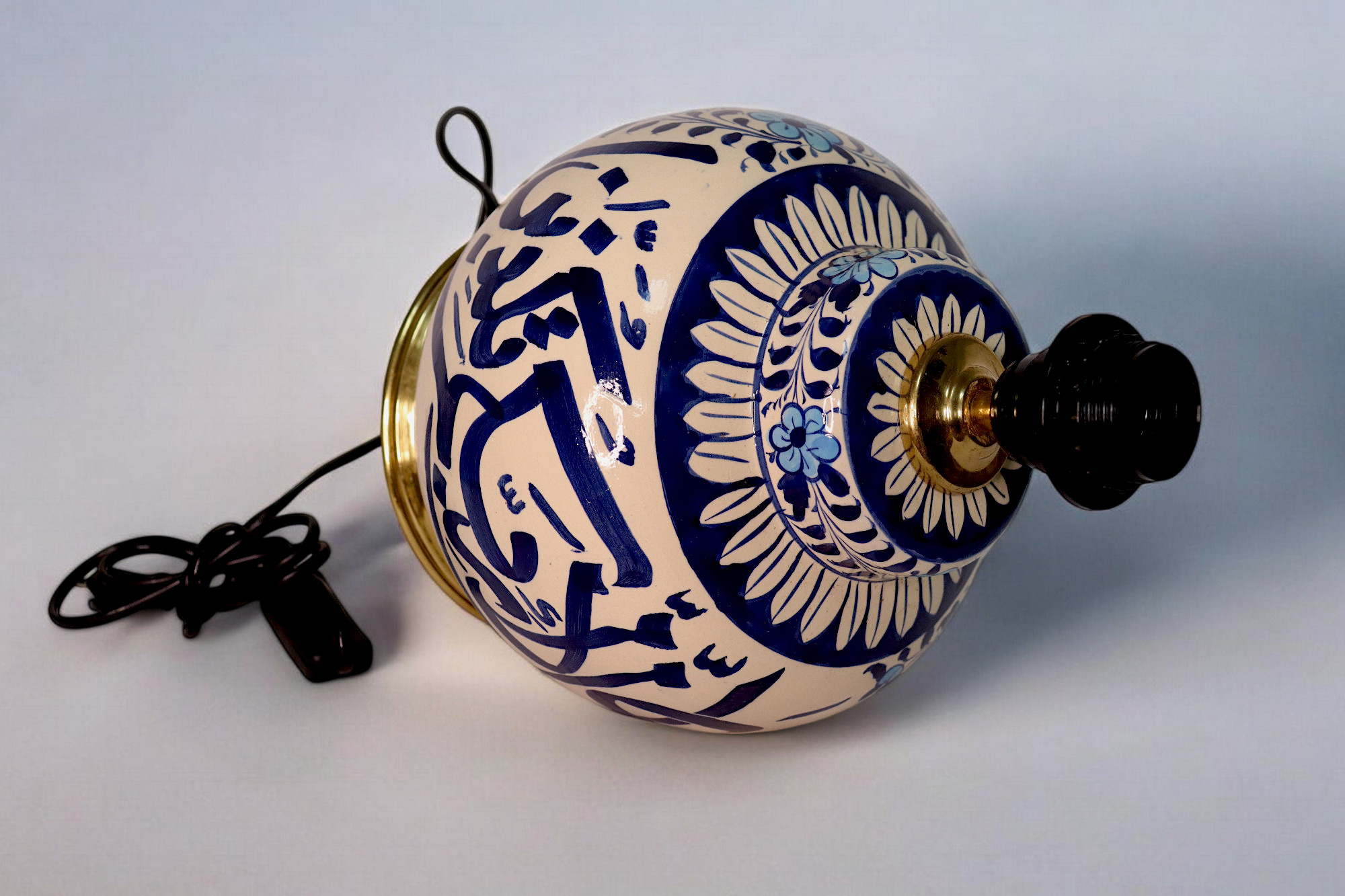 islamische handbemalte Keramik Lampenfuß aus Multan Iznik Lampe فبأي آلاء ربكما تكذبان Nr:B