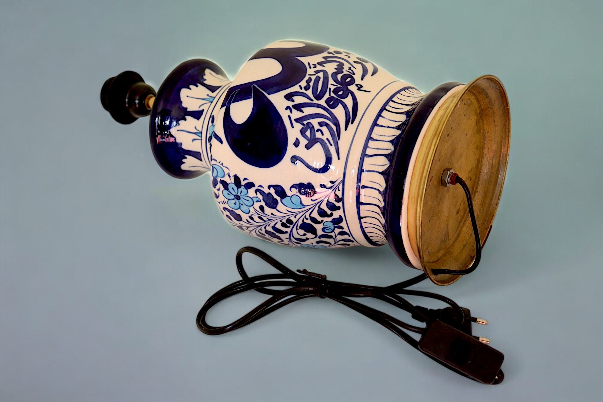 islamische handbemalte Keramik Lampenfuß aus Multan Iznik Lampe  الله نور السماوات والارض Nr:25H