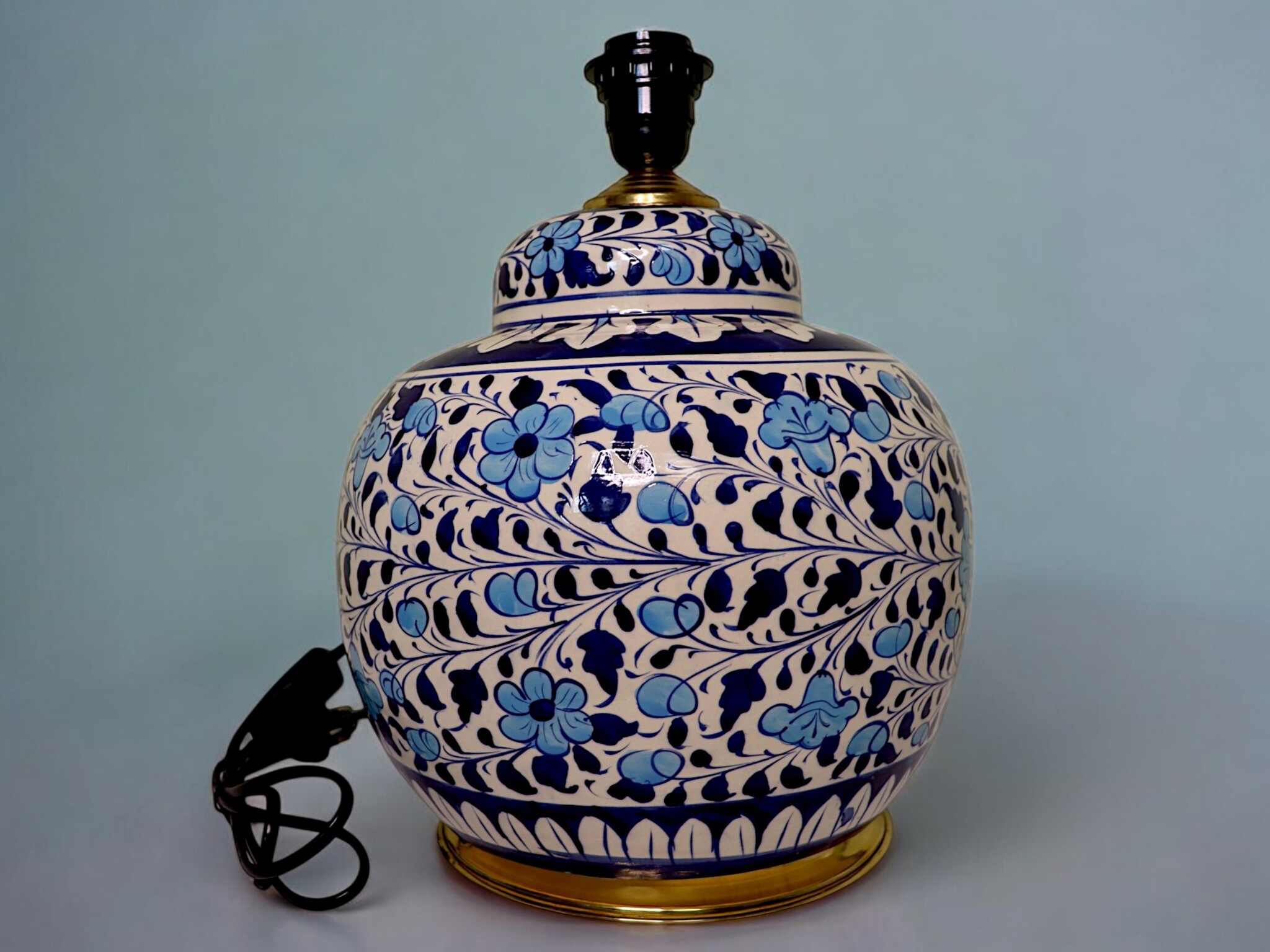 super large Multan ware Ceramic lamp base with islamic calligraphy blue and turquoise Iznik decoration والله خير الرازقين No:25K