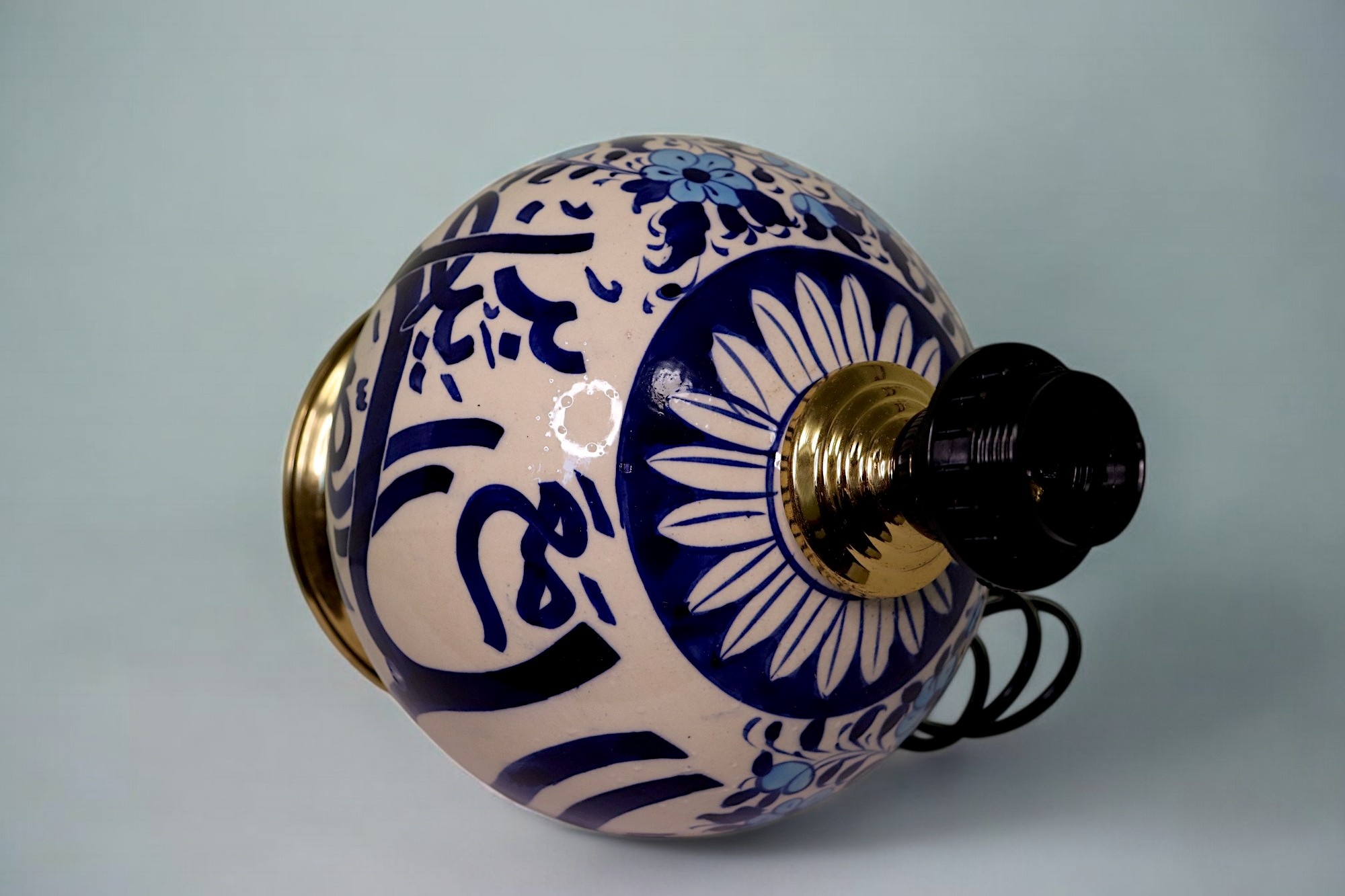 islamische handbemalte Keramik Lampenfuß aus Multan Iznik Lampe إن الله مع الصابرين Nr:25M