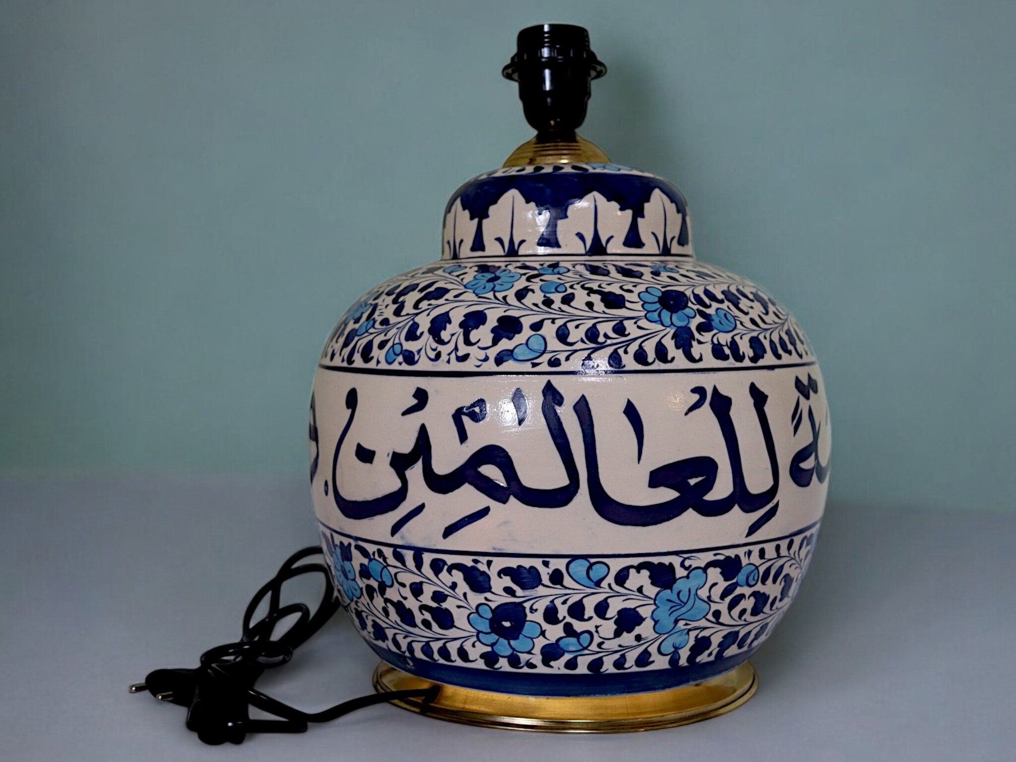 super large Multan ware Ceramic lamp base with islamic calligraphy blue and turquoise Iznik decoration وَمَا أَرْسَلْنَاكَ إِلَّا رَحْمَةً لِلْعَالَمِينَ No:25