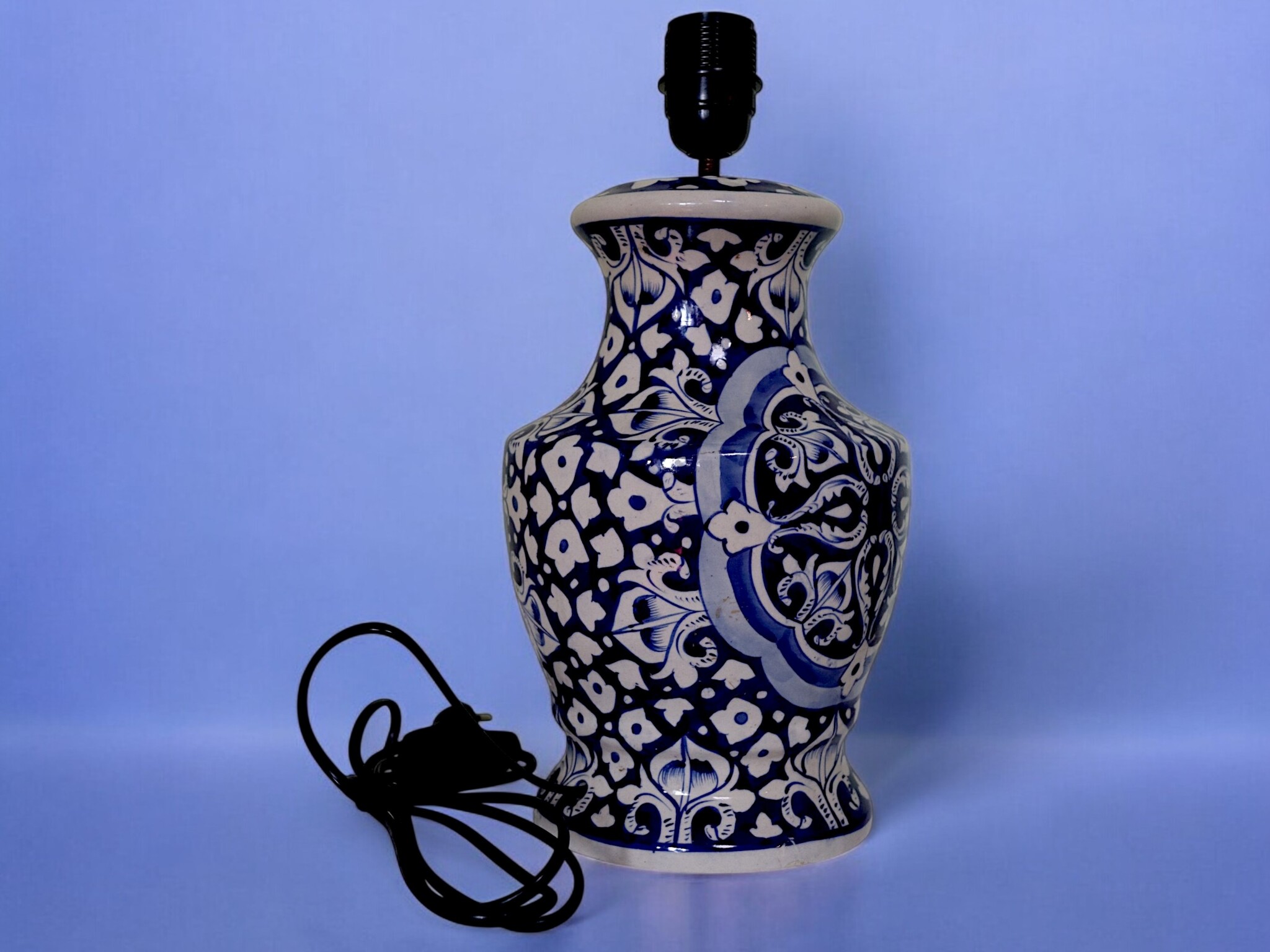 super large Multan ware Ceramic lamp base with islamic calligraphy blue and turquoise Iznik decoration No:25P