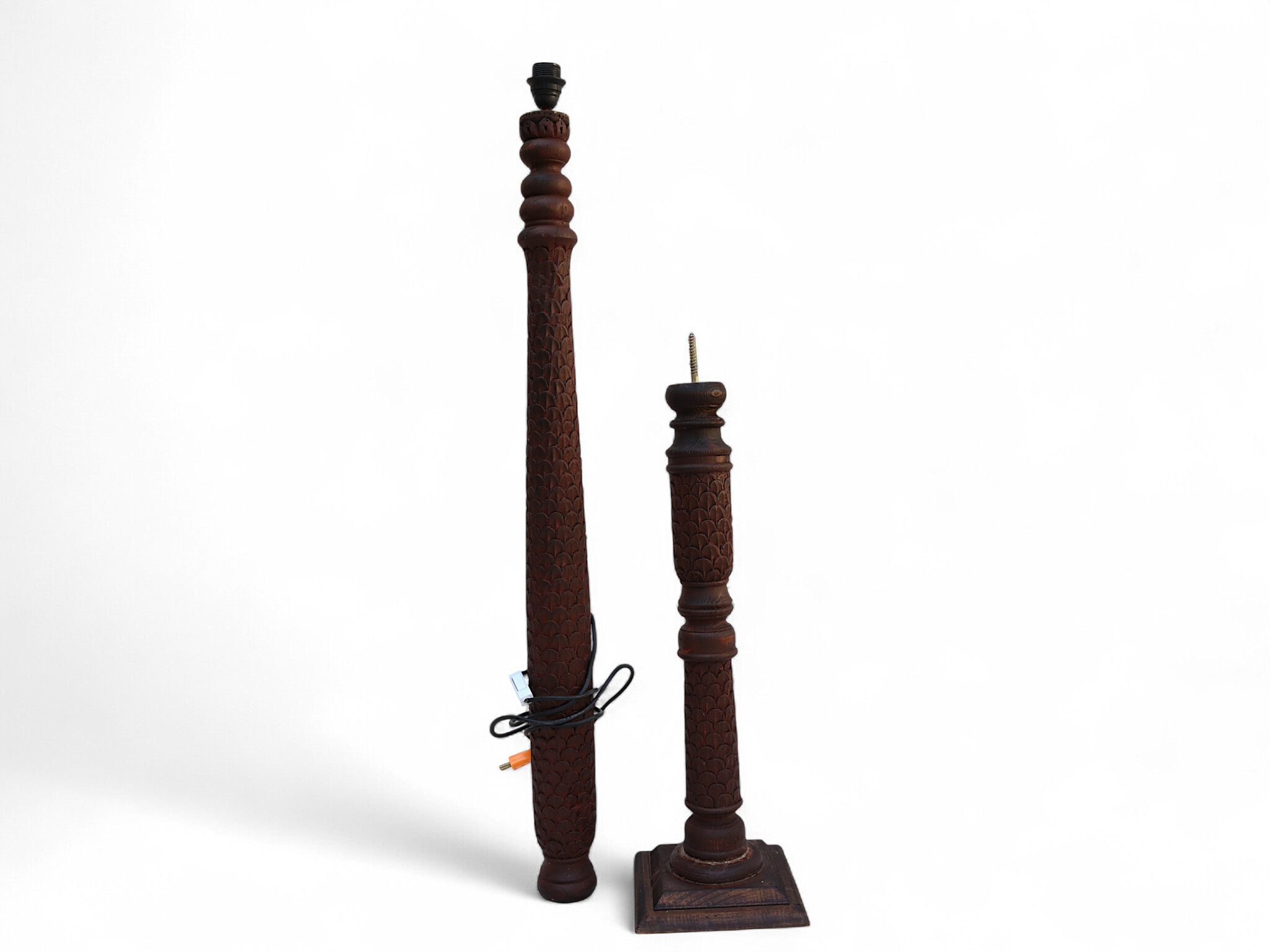 190 cm heigh vintage handmade solid wood and hand-carved oriental lamp Nuristan Afghanistan Standard lamp Tall lamp Classic floor lamp No:25