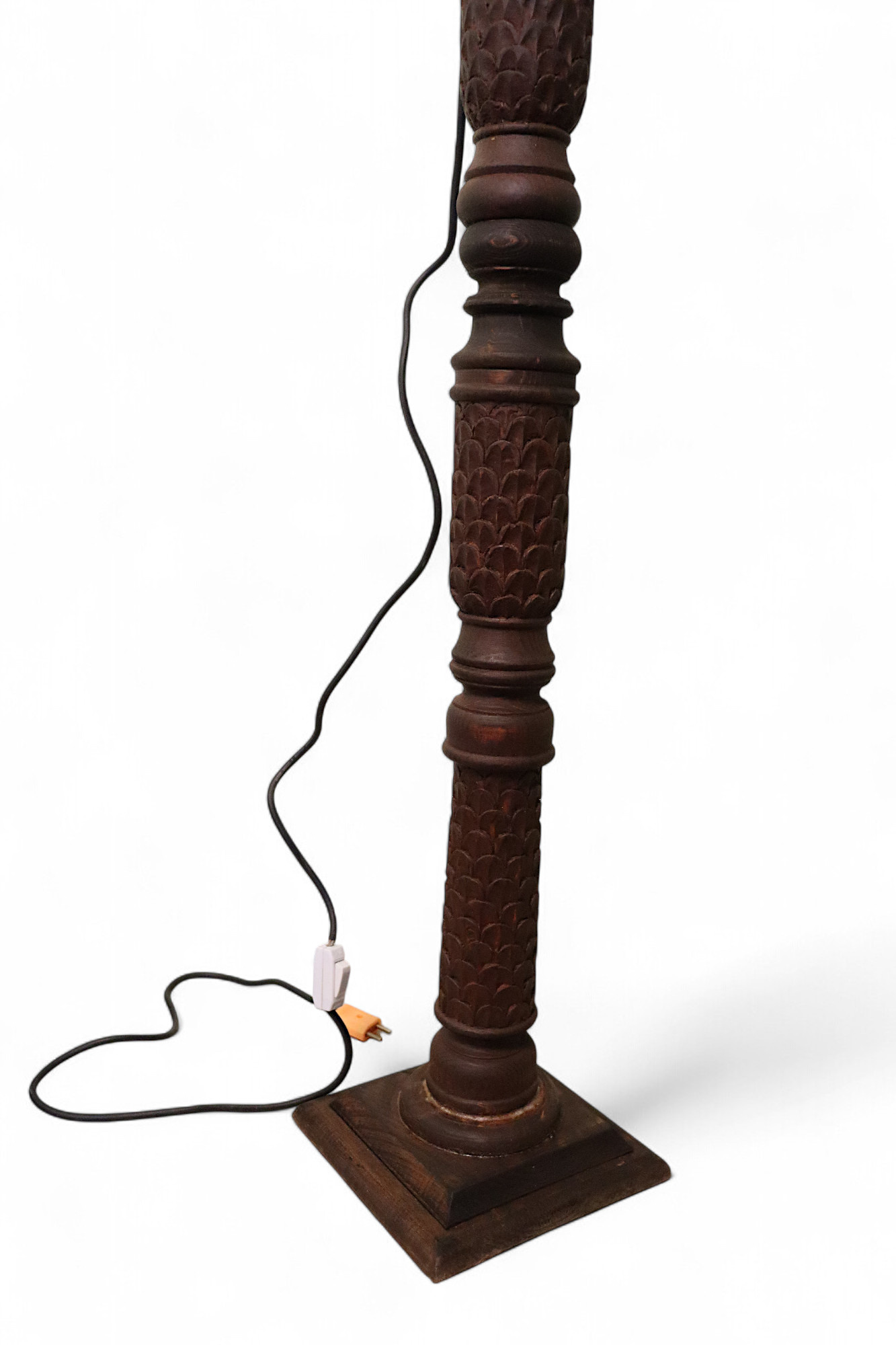 190 cm heigh vintage handmade solid wood and hand-carved oriental lamp Nuristan Afghanistan Standard lamp Tall lamp Classic floor lamp No:25