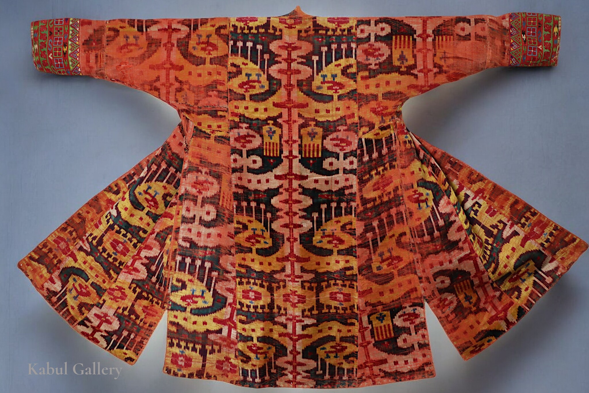 antique Bokhara embroidered Velvet Ikat Chapan, Uzbekistan, 19th C. Mantle chyrpy robe Coat bakhmal