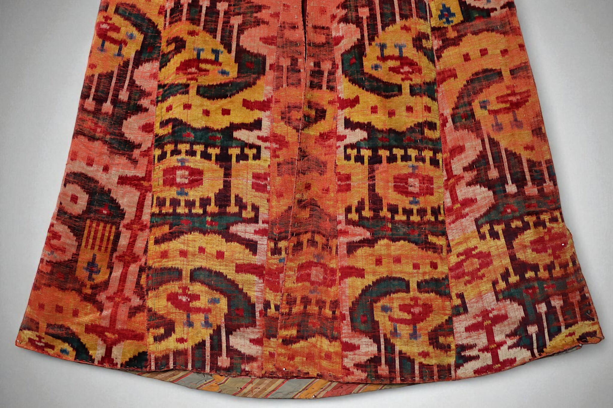 antique Bokhara embroidered Velvet Ikat Chapan, Uzbekistan, 19th C. Mantle chyrpy robe Coat bakhmal