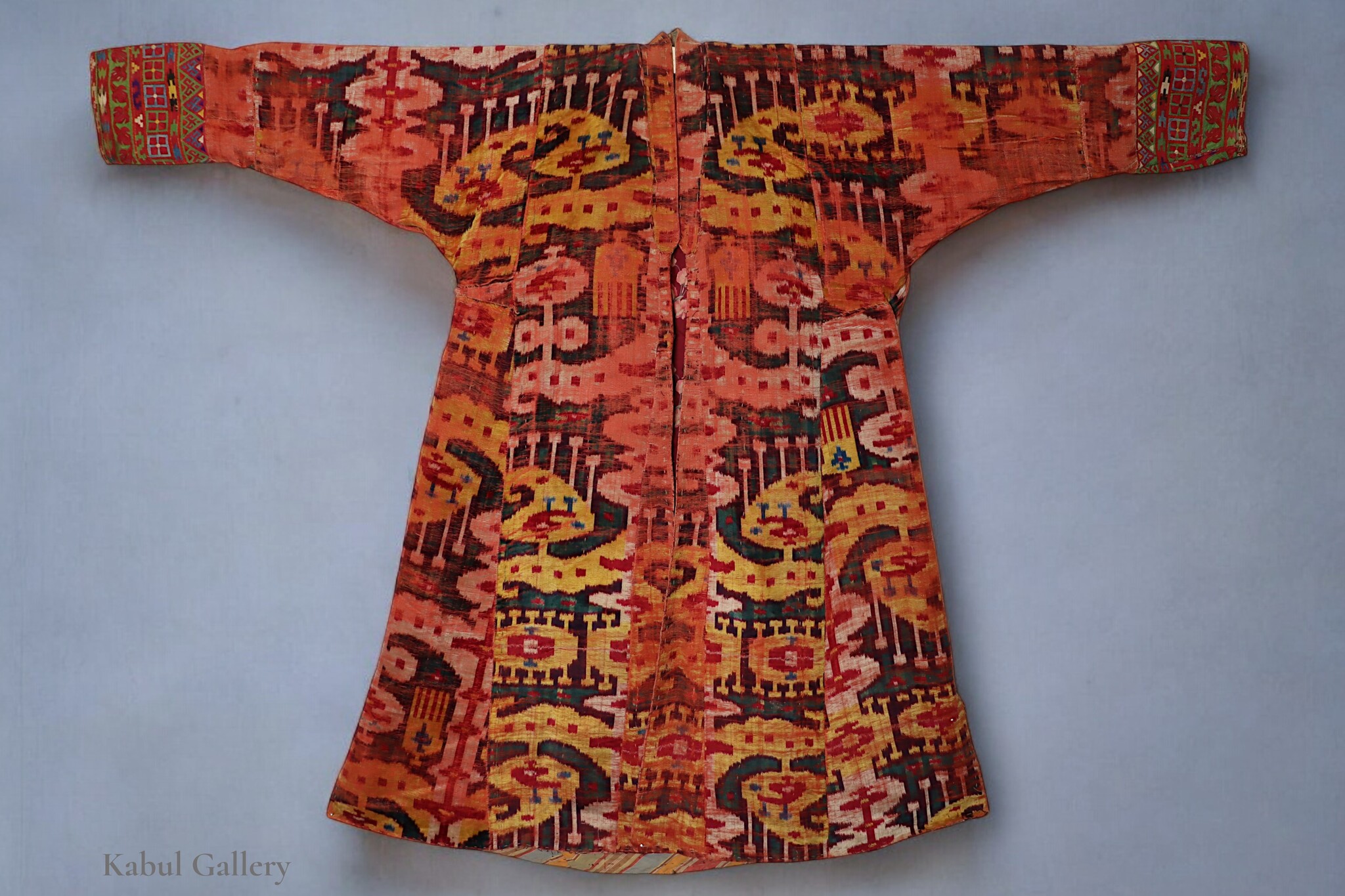 antique Bokhara embroidered Velvet Ikat Chapan, Uzbekistan, 19th C. Mantle chyrpy robe Coat bakhmal