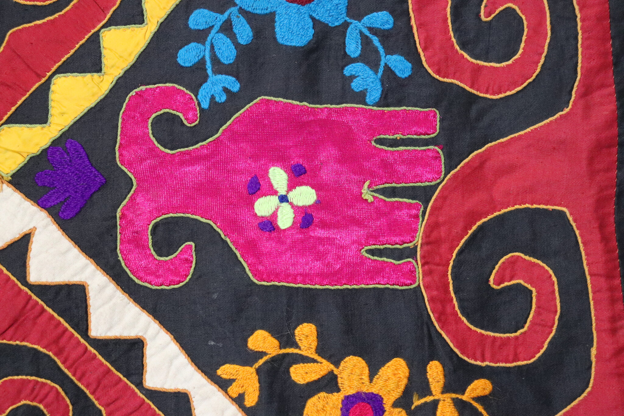 198x115 cm Antique Uzbek tribal silk Hand Sewn Embroidered Lakai Patchwork No: eb25/1