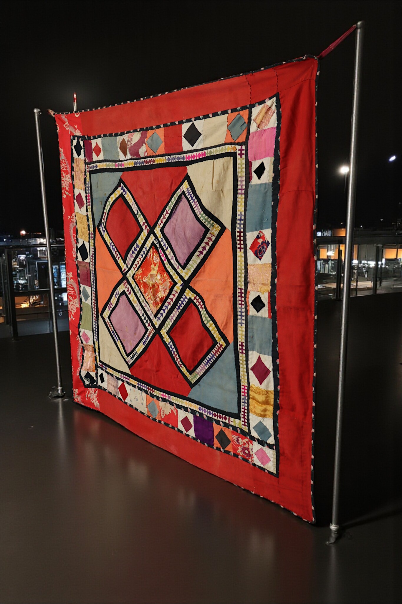 Antik Reich bestickte Lakai Stickerei Patchwork Wandbehang   Nr: US-4