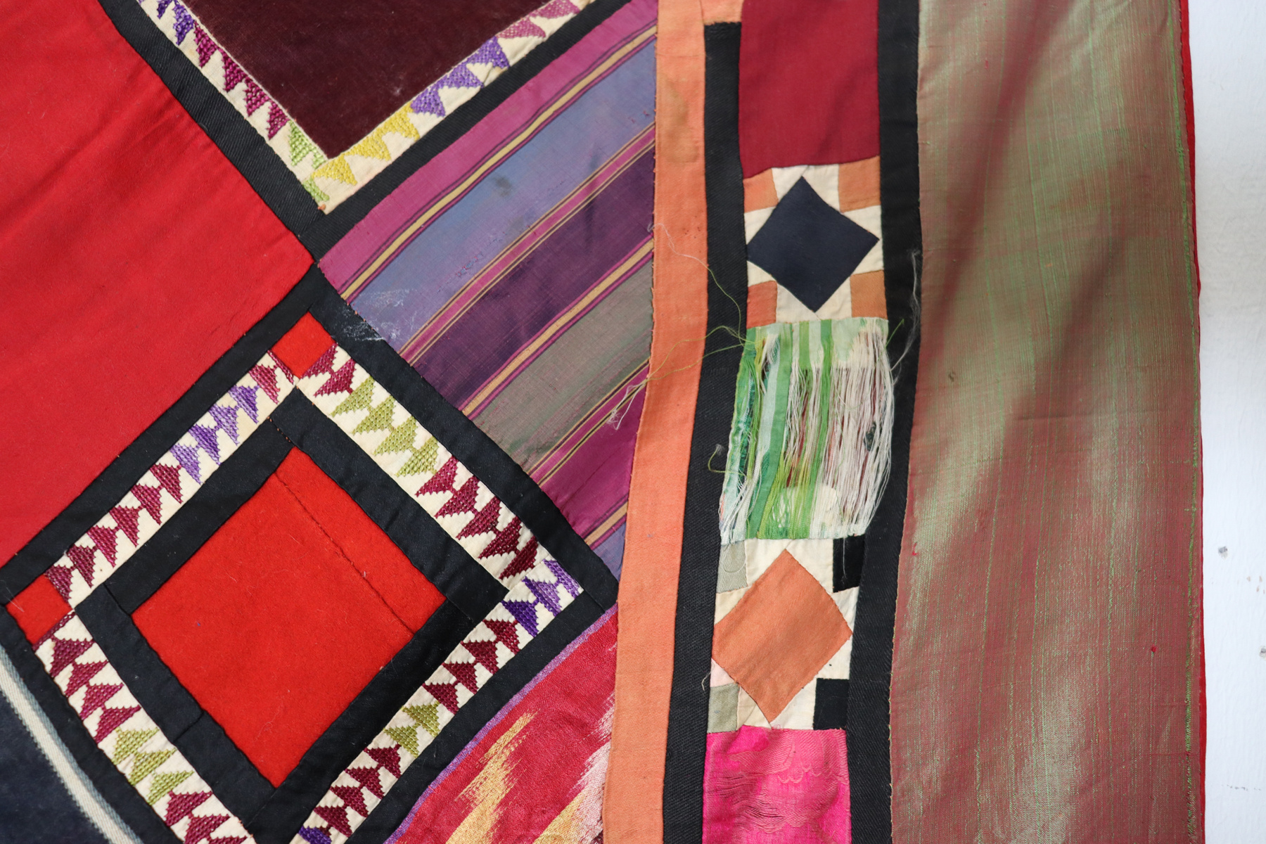 Antik Reich bestickte Lakai Stickerei Patchwork Wandbehang   Nr: US- 8