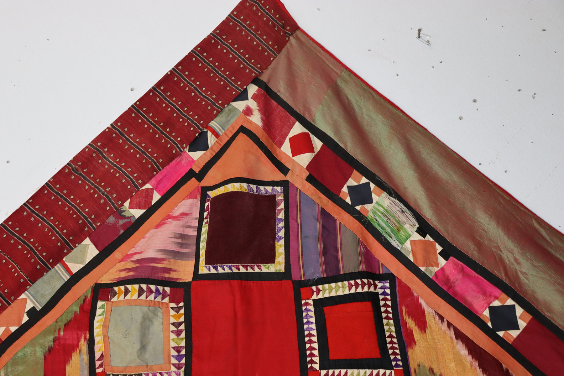 Antik Reich bestickte Lakai Stickerei Patchwork Wandbehang   Nr: US- 8